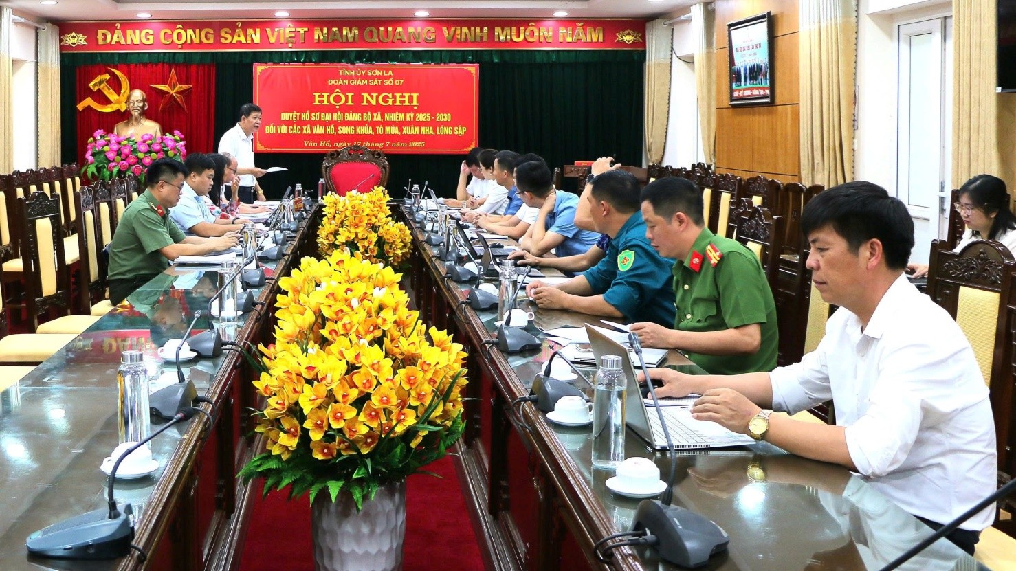 Đoàn giám sát số 07 Tỉnh uỷ Sơn La làm việc với các xã Vân Hồ, Tô Múa, Song Khủa, Xuân Nha, Lóng Sập