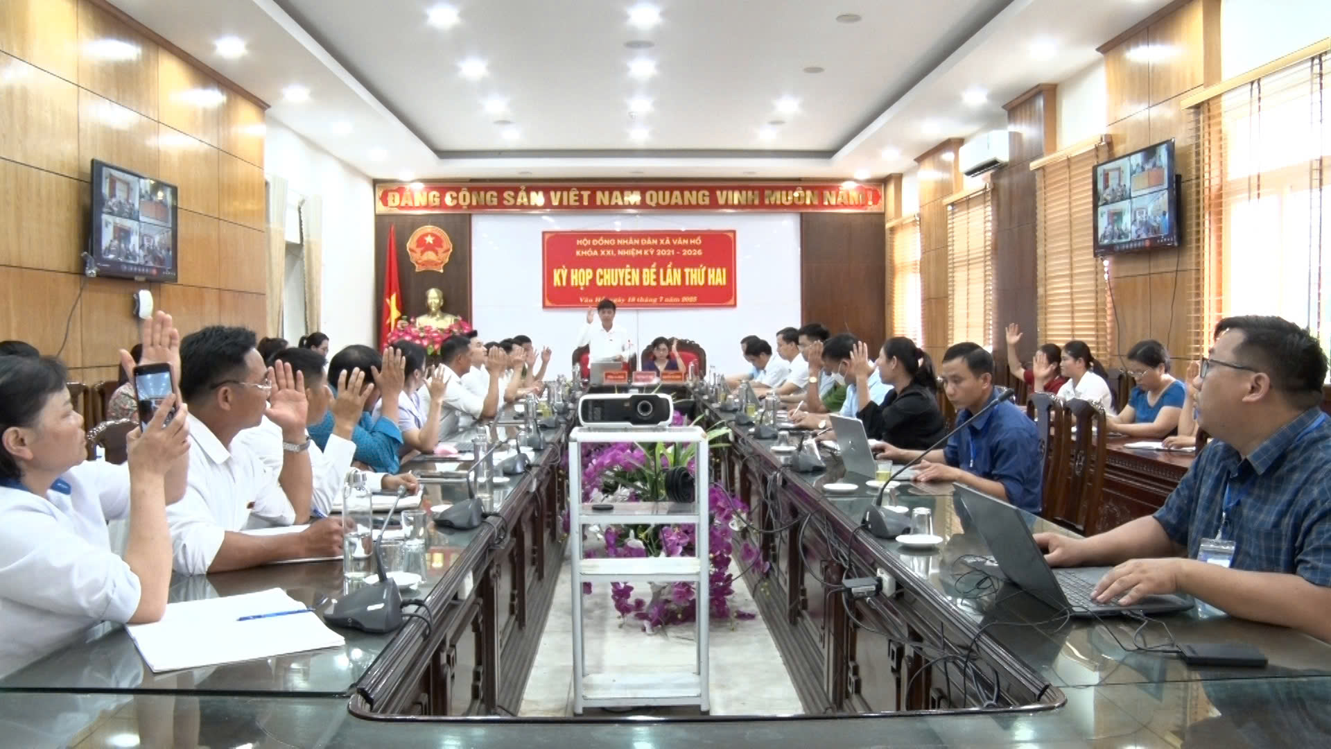 Kỳ họp chuyên đề lần thứ II, HĐND xã Vân Hồ khóa XXI,  nhiệm kỳ 2021 - 2026