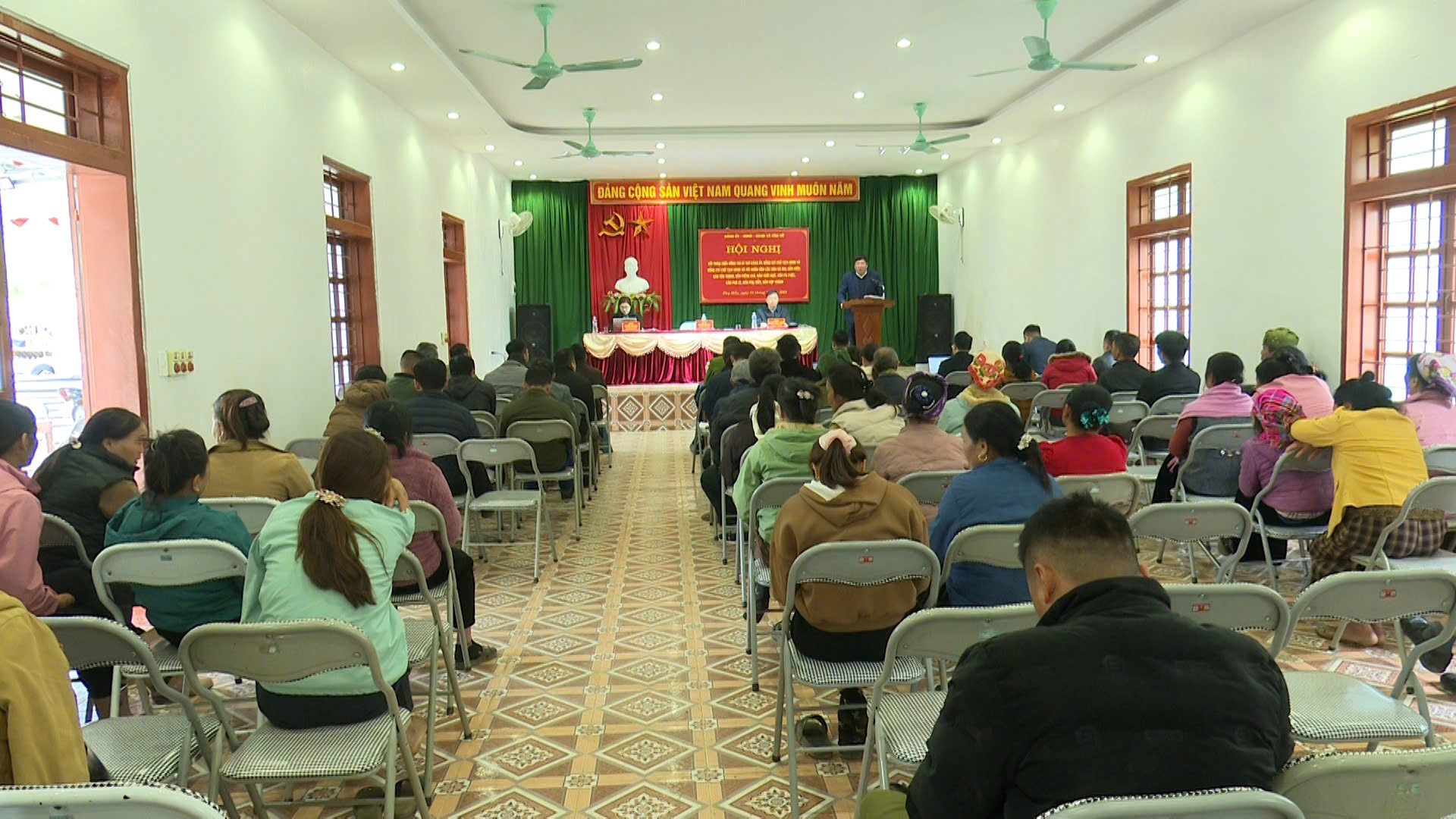 Hội nghị đối thoại trực tiếp giữa Bí thư Đảng uỷ, Chủ tịch HĐND, Chủ tịch UBND xã với nhân dân các bản thuộc xã Chiềng Yên cũ