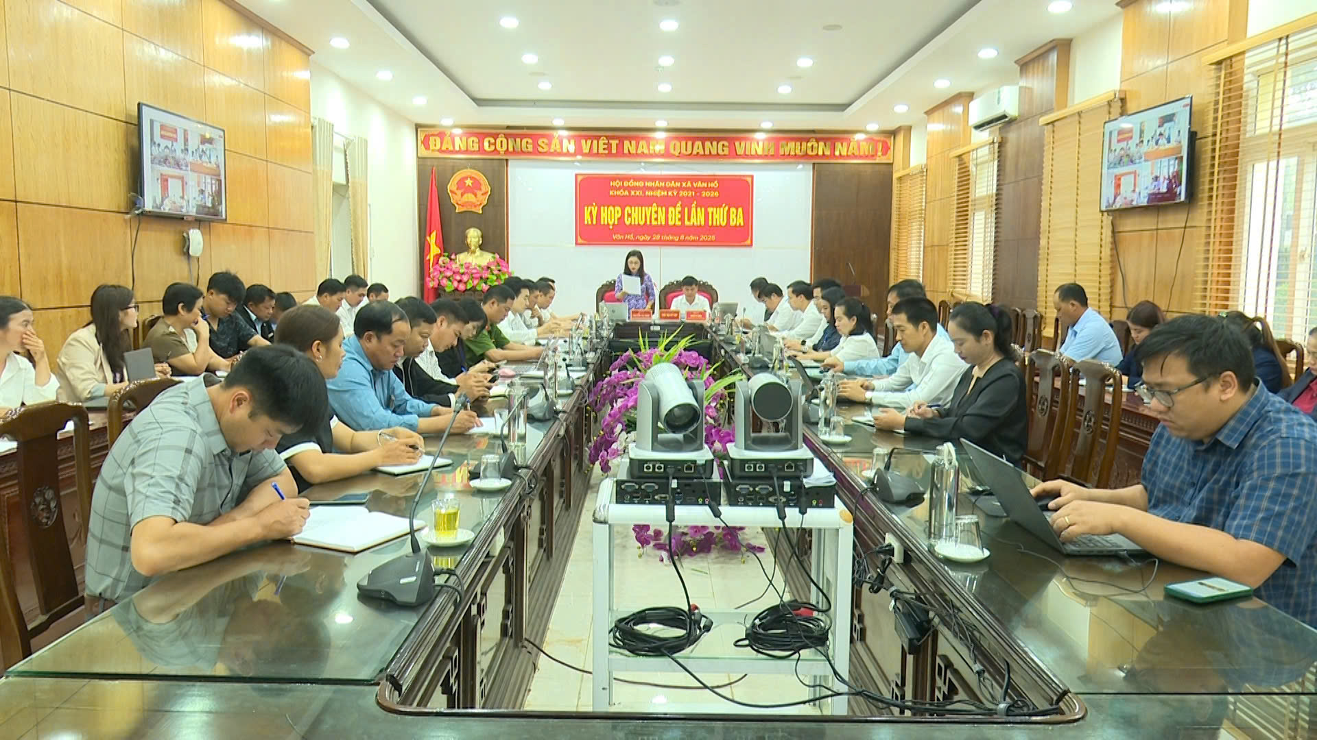 Kỳ họp chuyên đề lần thứ 3 HĐND xã Vân Hồ khóa XXI, nhiệm kỳ 2021 – 2026