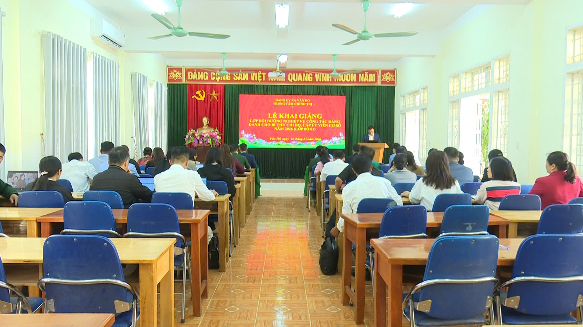 Khai giảng Lớp Bồi dưỡng nghiệp vụ công tác Đảng năm 2026 (Lớp số 1)