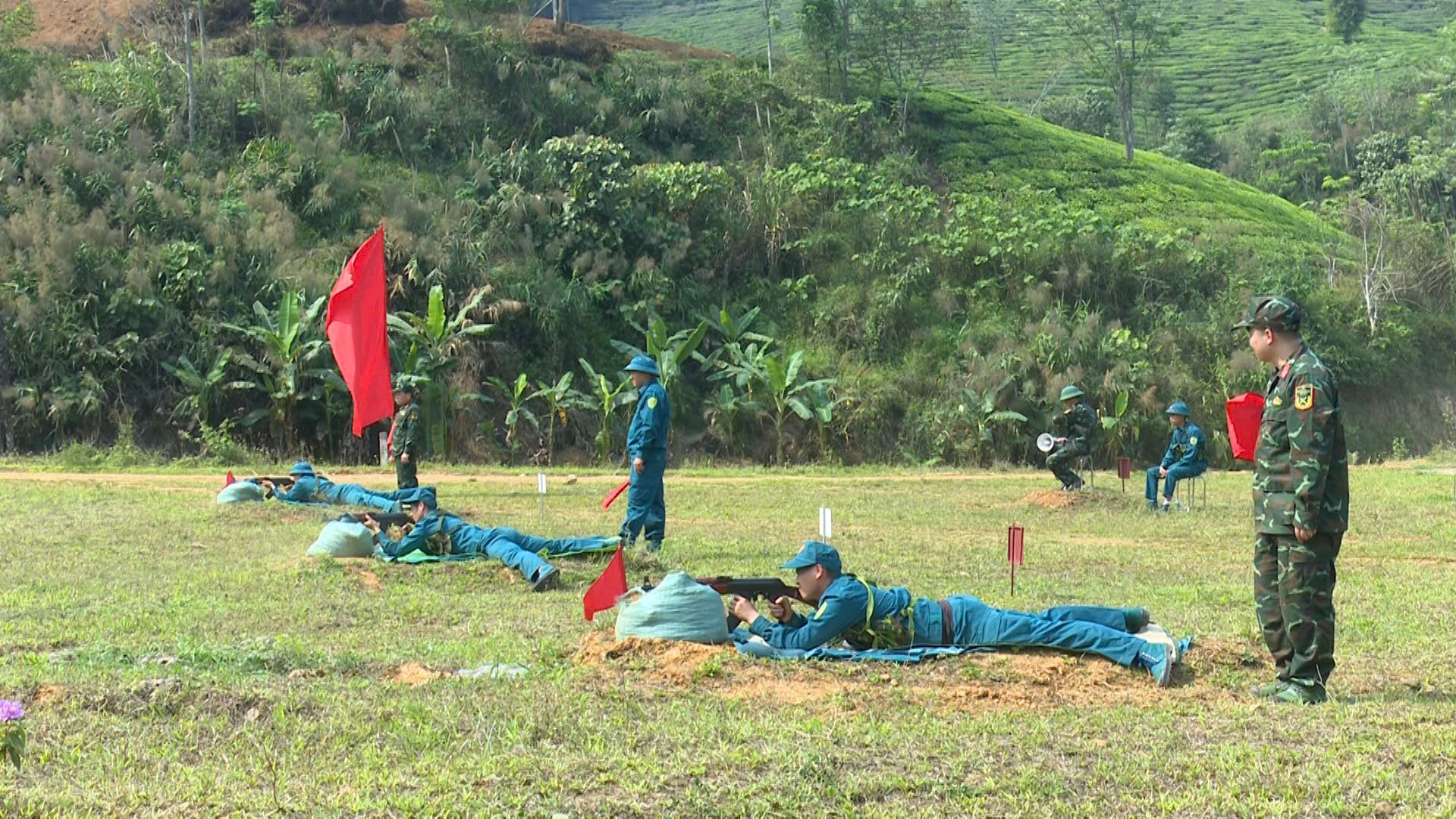 Vân Hồ kiểm tra bắn đạn thật dân quân năm 2026
