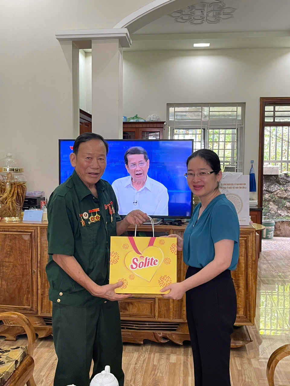 anh tin bai