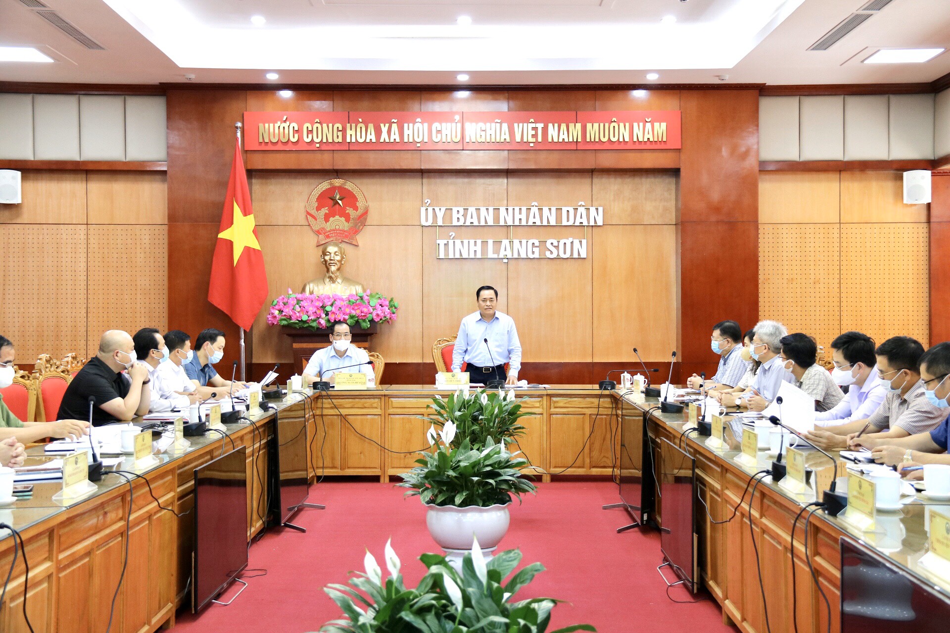 Xem xét, thống nhất phương án đề nghị UNESCO công nhận dãy núi đá vôi và thung lũng Bắc Sơn là công viên địa chất toàn cầu
