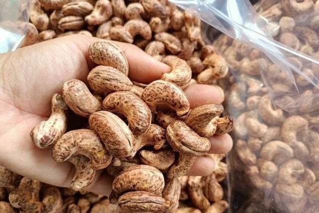 Ngành điều Việt Nam đang đối mặt với tình hình biến động giá nguyên liệu