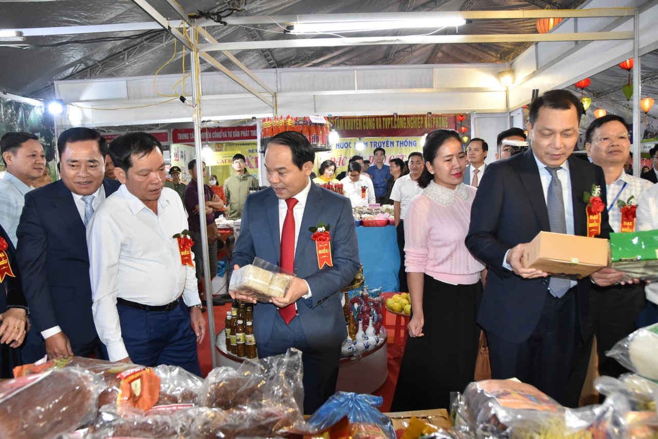 Về việc mời tham gia Chương trình cấp Quốc gia về Xúc tiến thương mại năm 2024