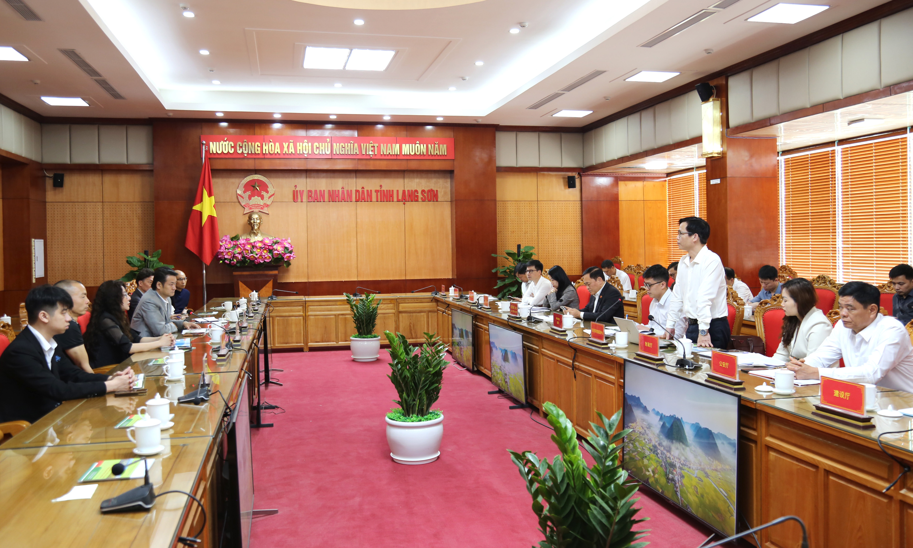 anh tin bai