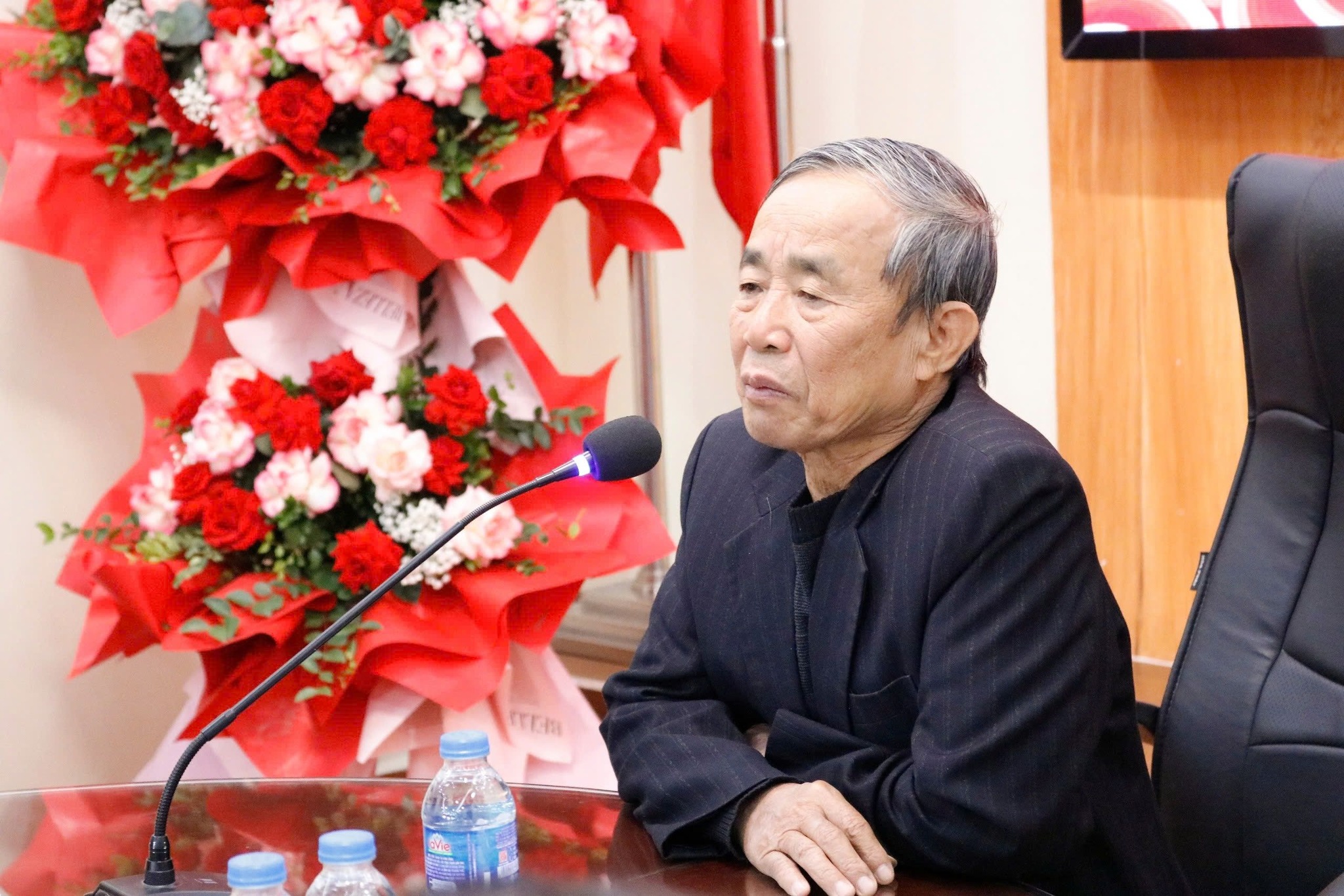 anh tin bai