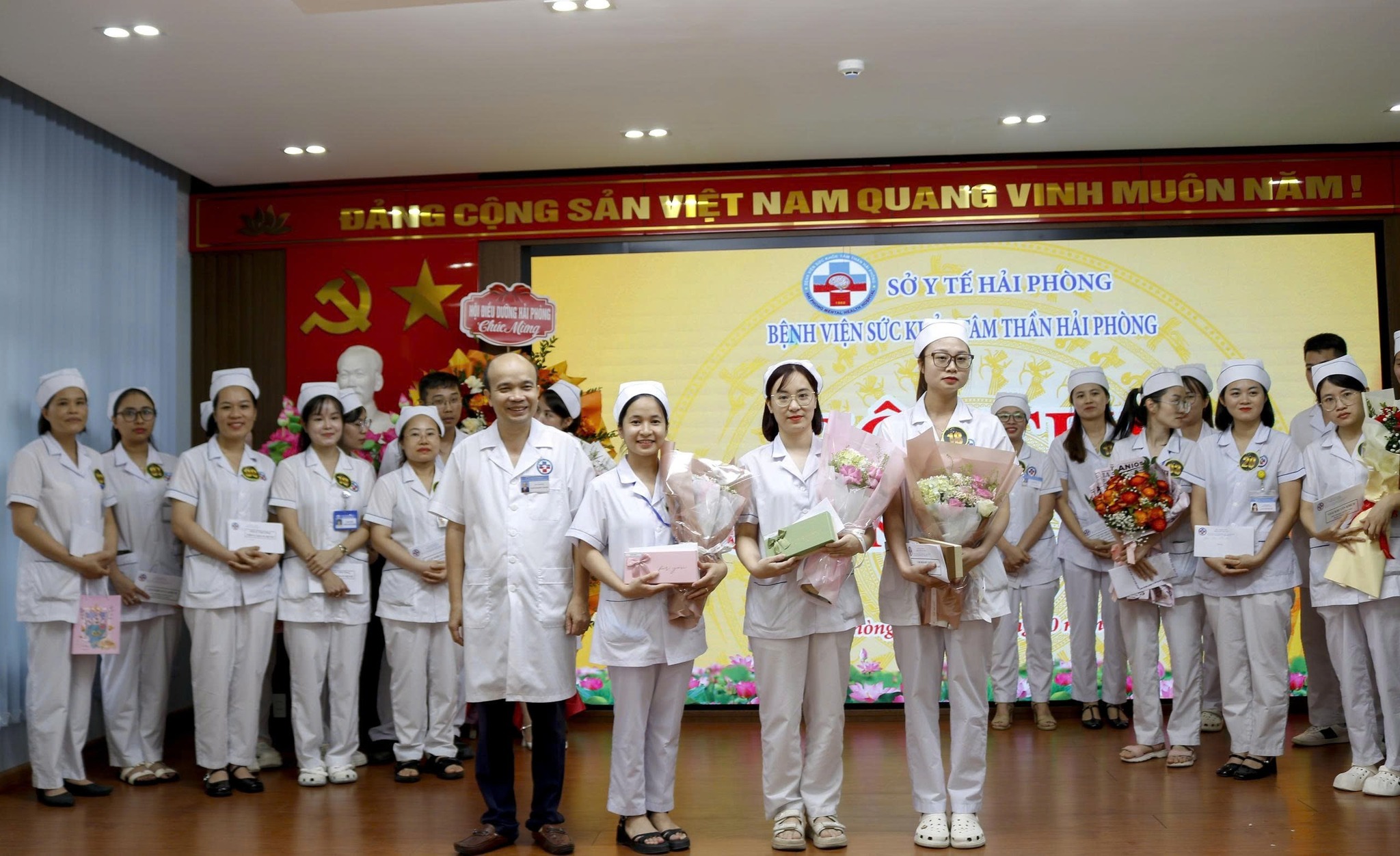 anh tin bai