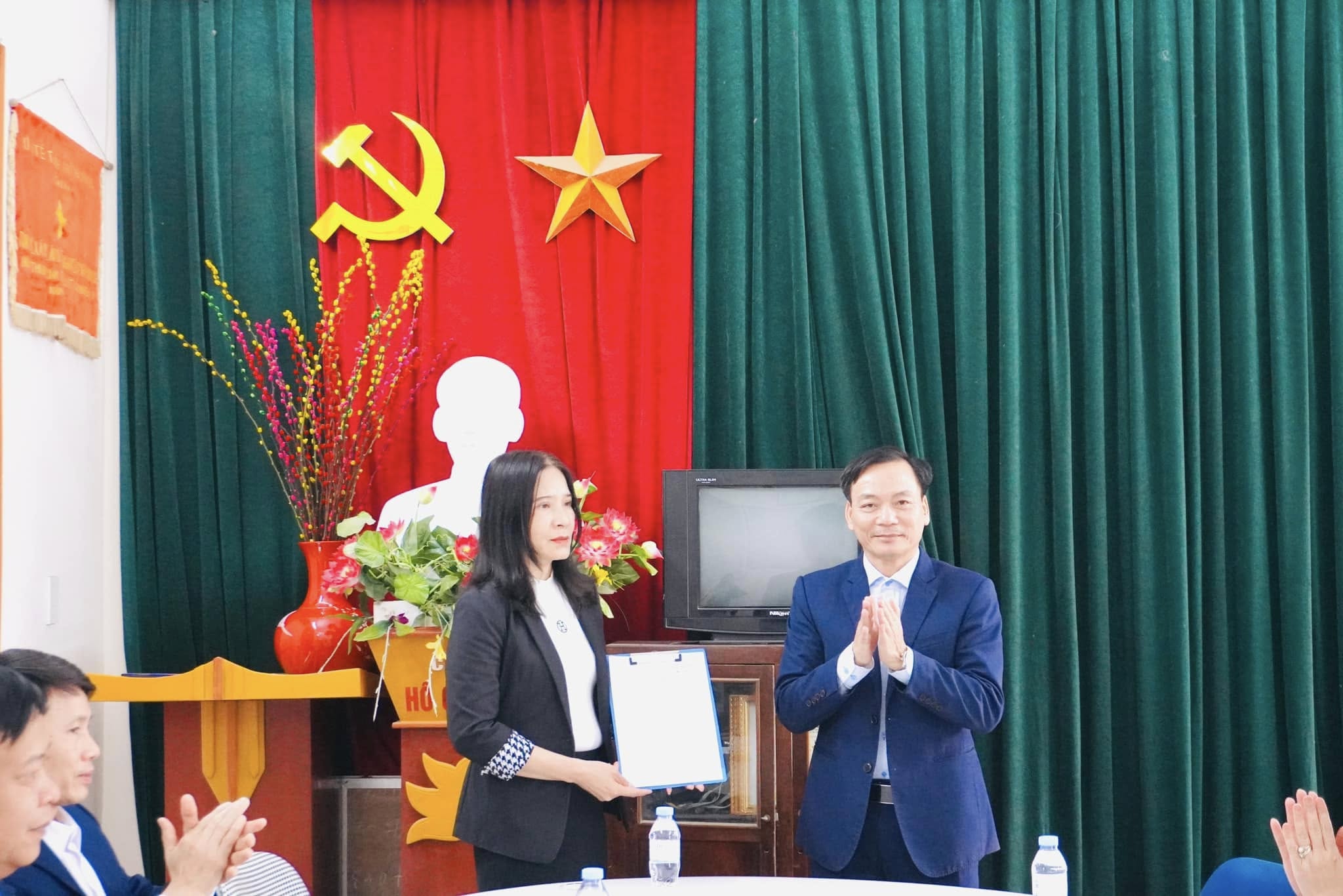 anh tin bai