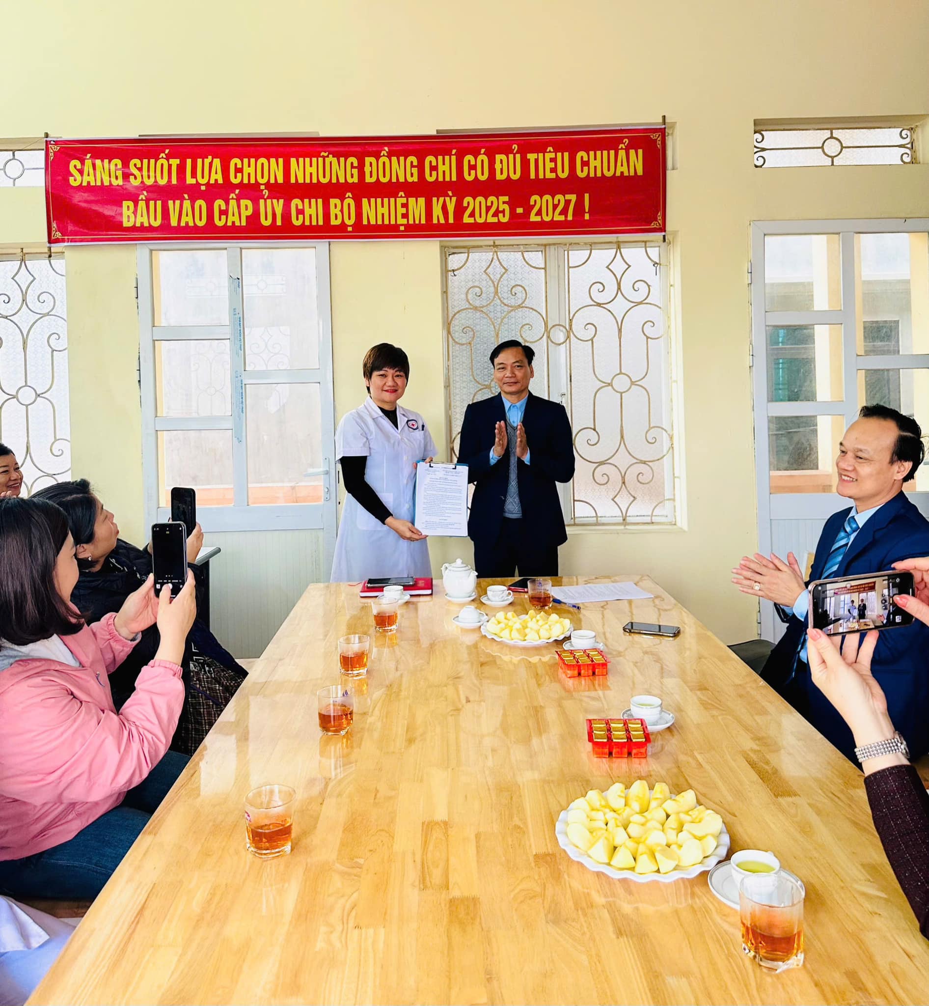anh tin bai