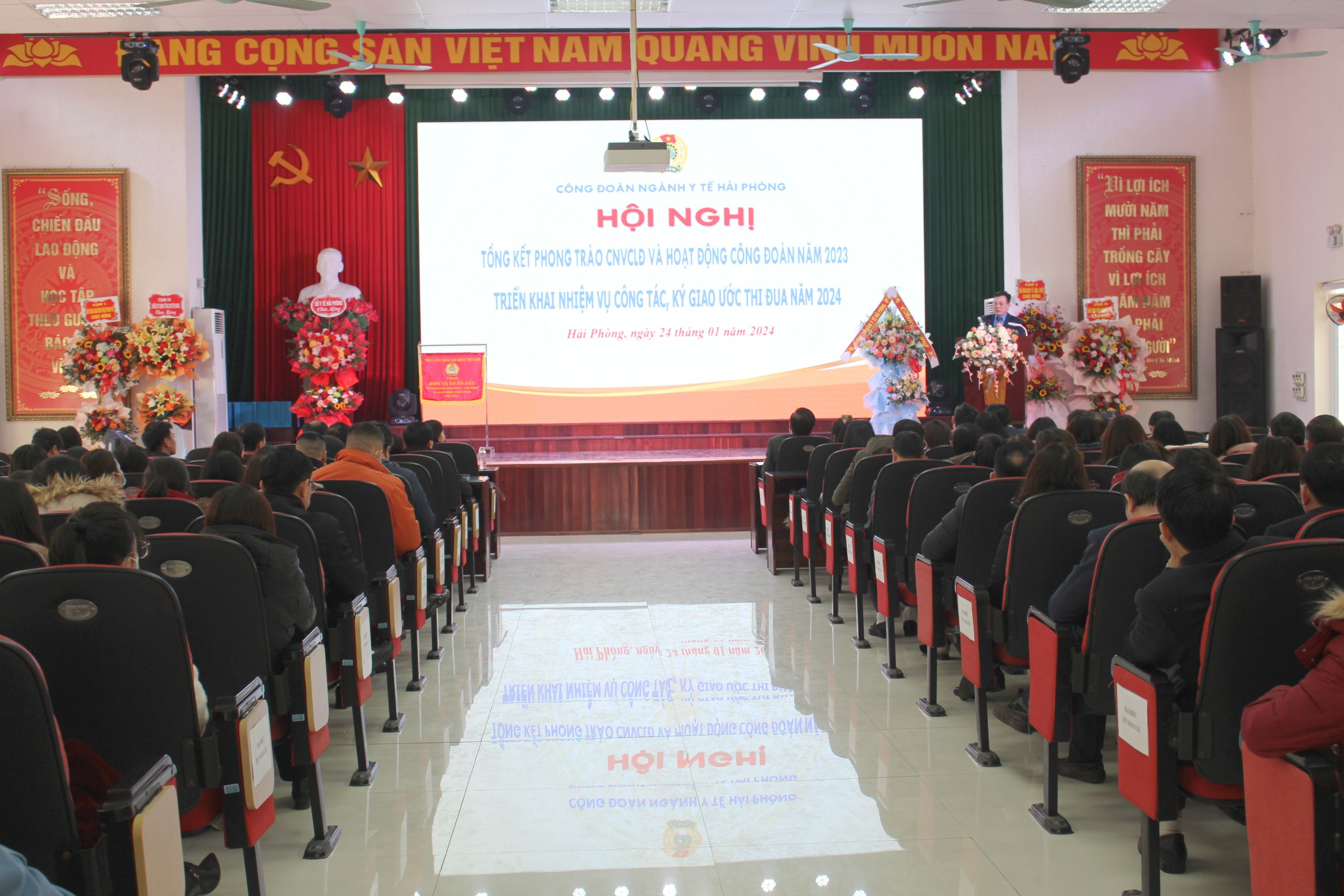 anh tin bai