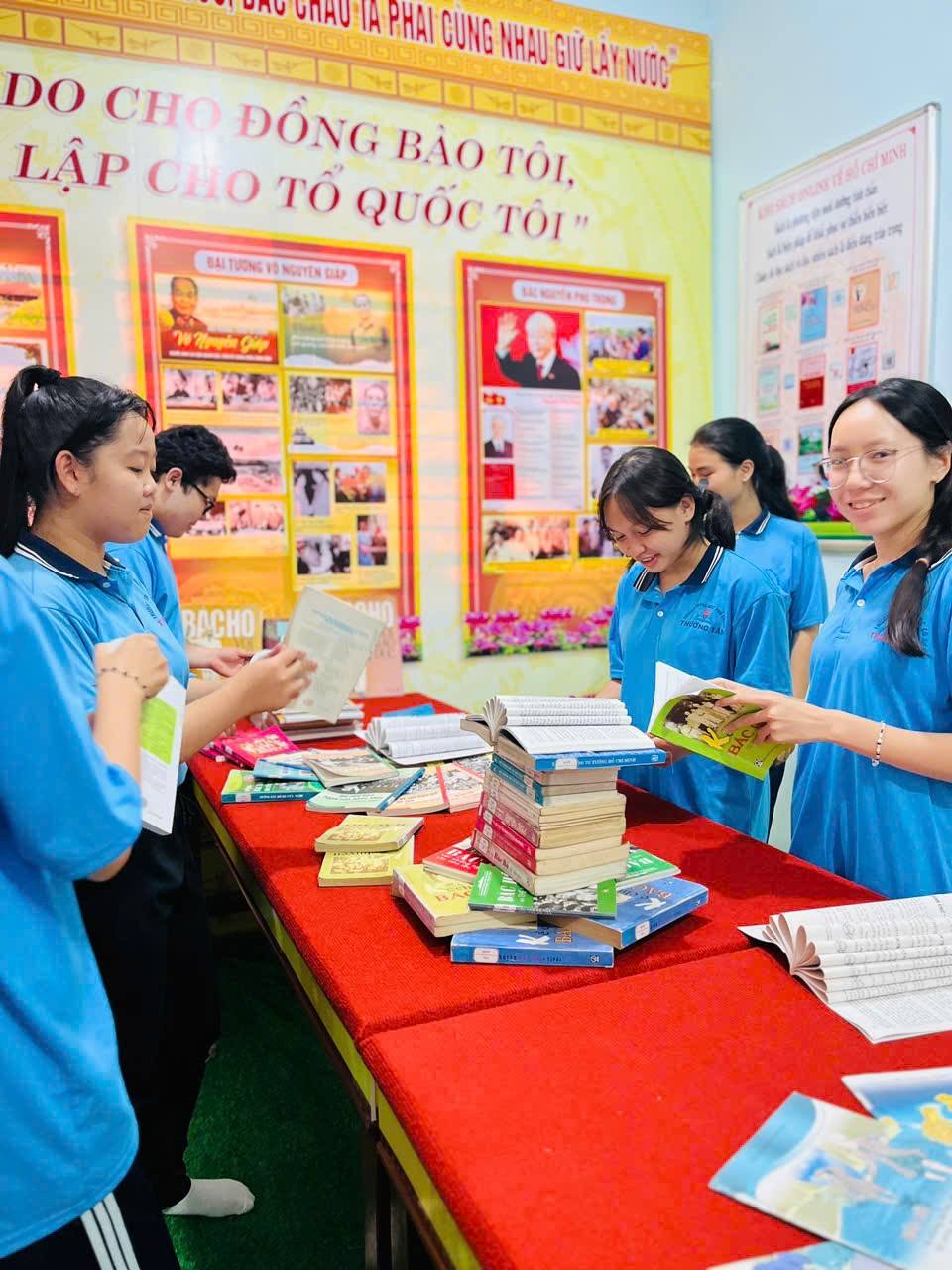 anh tin bai