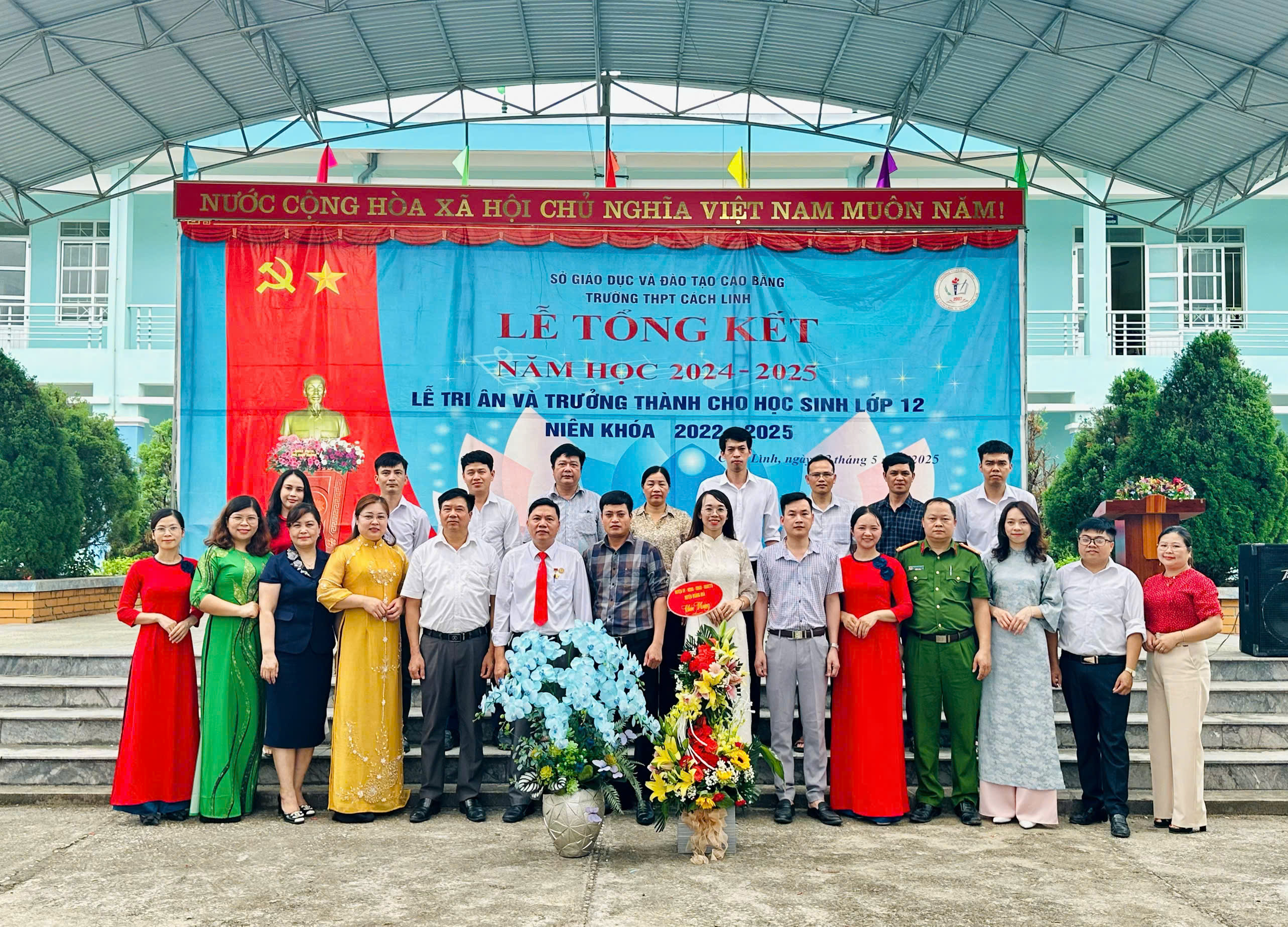 Trường THPT Cách Linh Tổ chức Lễ tổng kết năm học 2024 - 2025