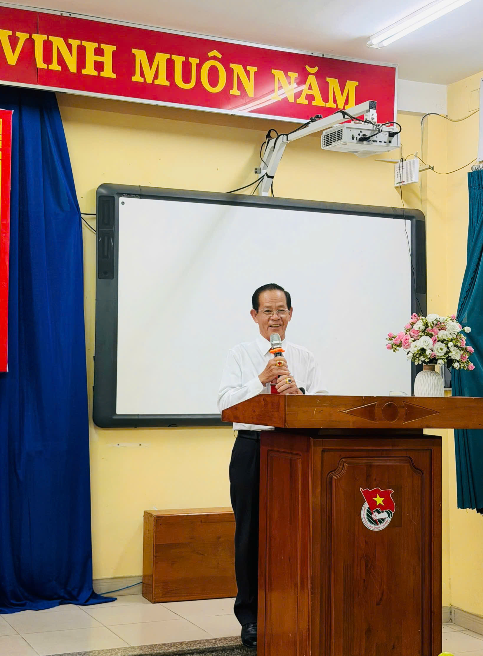 anh tin bai