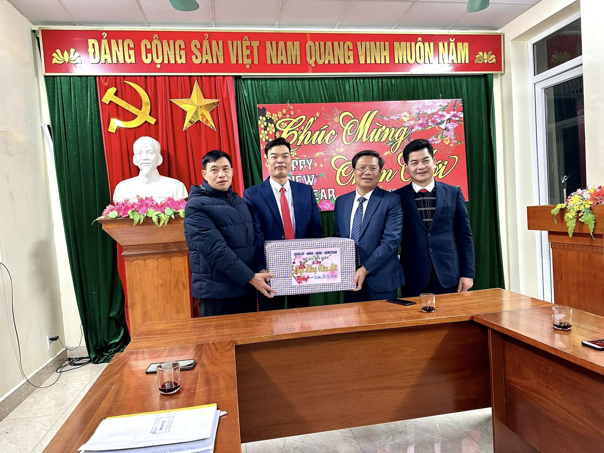 anh tin bai