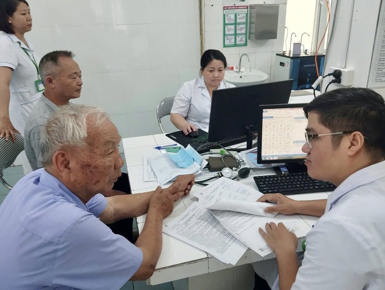 anh tin bai