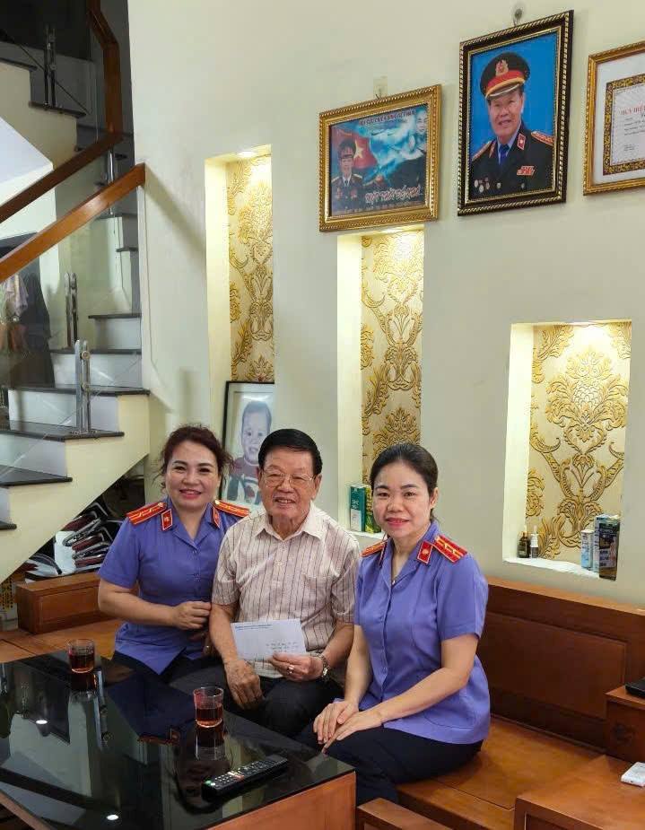 anh tin bai