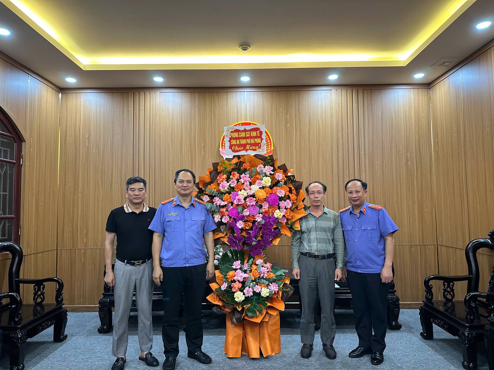 anh tin bai