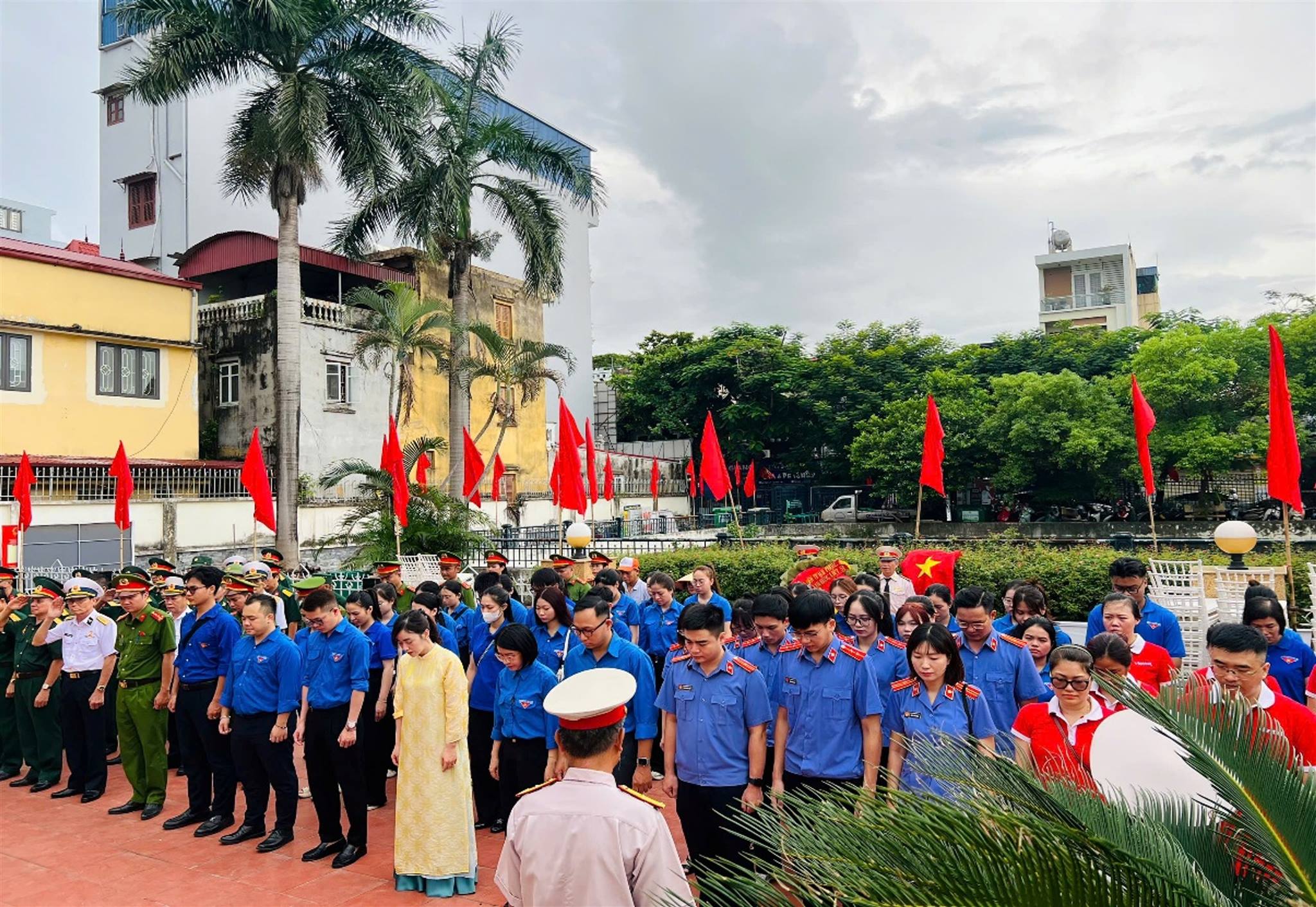 Tuổi trẻ ngành Kiểm sát Hải Phòng tri ân các anh hùng liệt sĩ