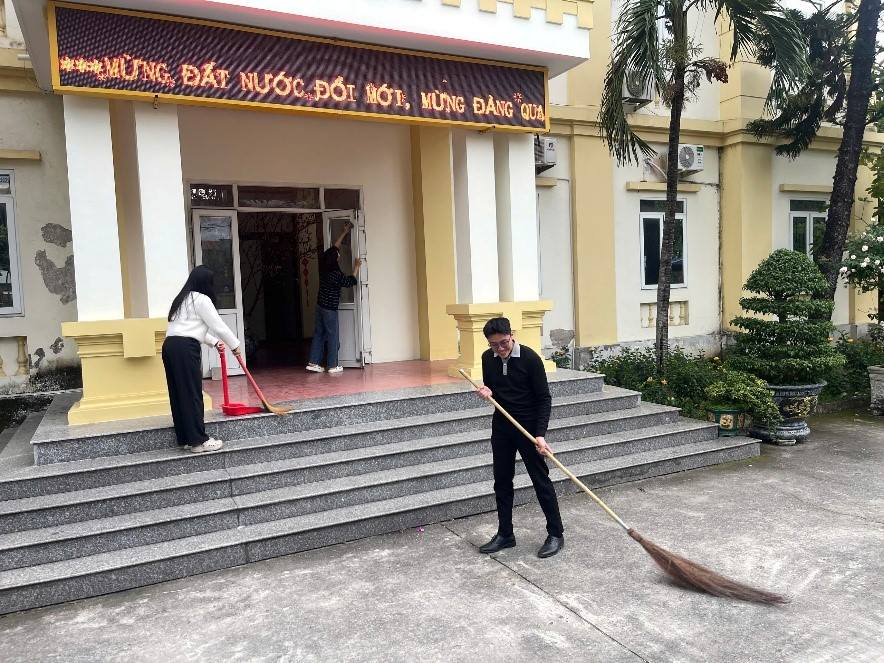 Tuổi trẻ Viện kiểm sát nhân dân khu vực 4 – Hải Phòng chung tay chỉnh trang cơ quan, rộn ràng đón xuân 2026 