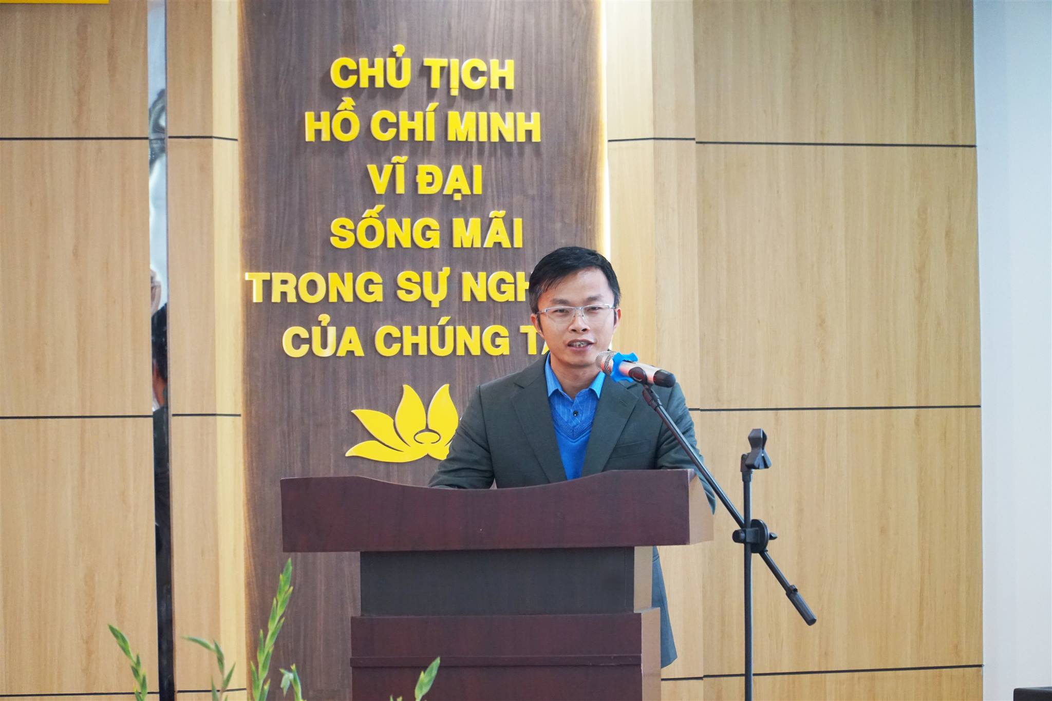 anh tin bai
