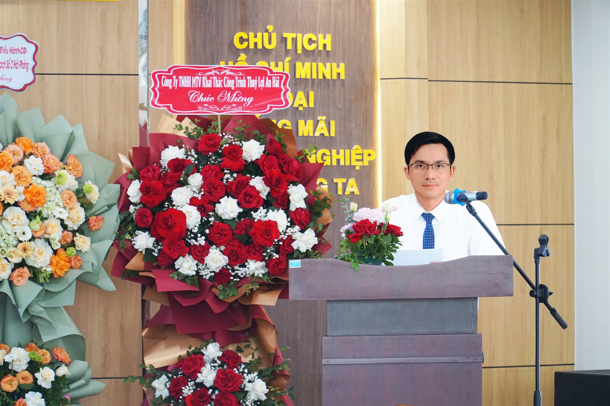 anh tin bai