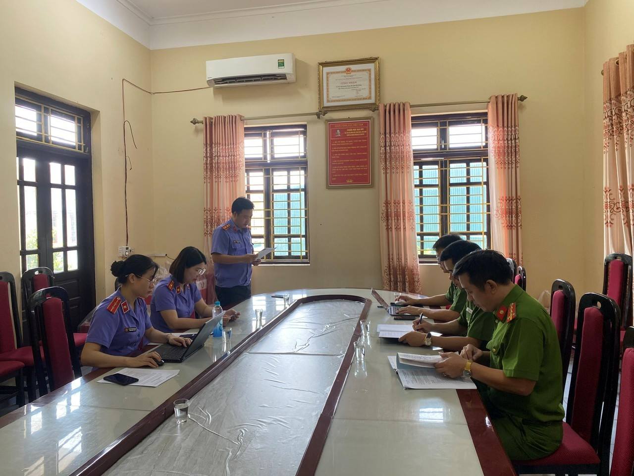 Viện KSND khu vực 8- Hải Phòng tăng cường trực tiếp kiểm sát thi hành án hình sự tại UBND cấp xã sau sáp nhập