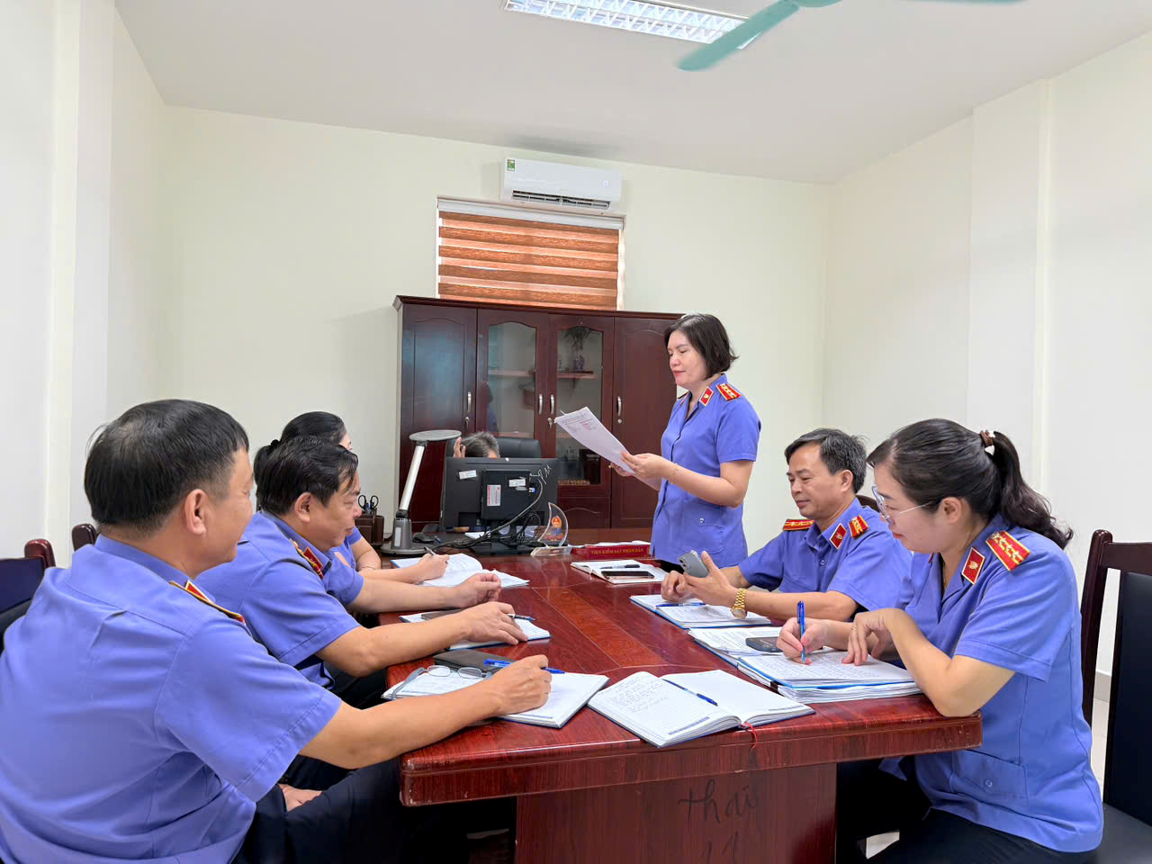 Chi bộ Phòng 11 chủ động thực hiện Nghị quyết Đại hội Đảng bộ thành phố qua công tác kiểm tra, giám sát 