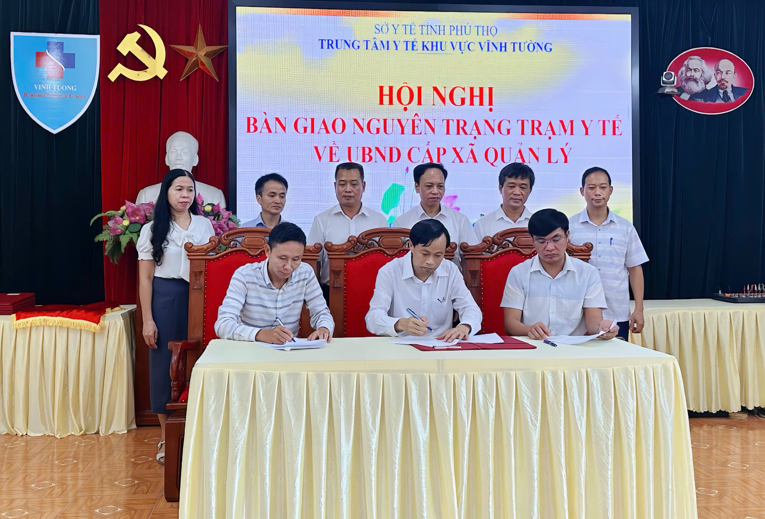 Bàn giao nguyên trạng Trạm Y tế về UBND cấp xã quản lý kể từ ngày 01/9/2025