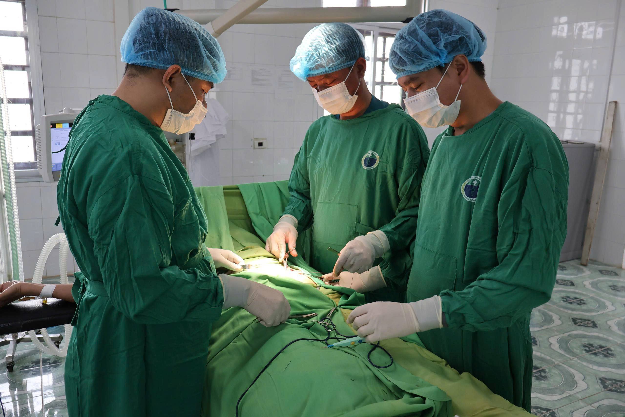 Cẩn trọng với thoát vị bẹn