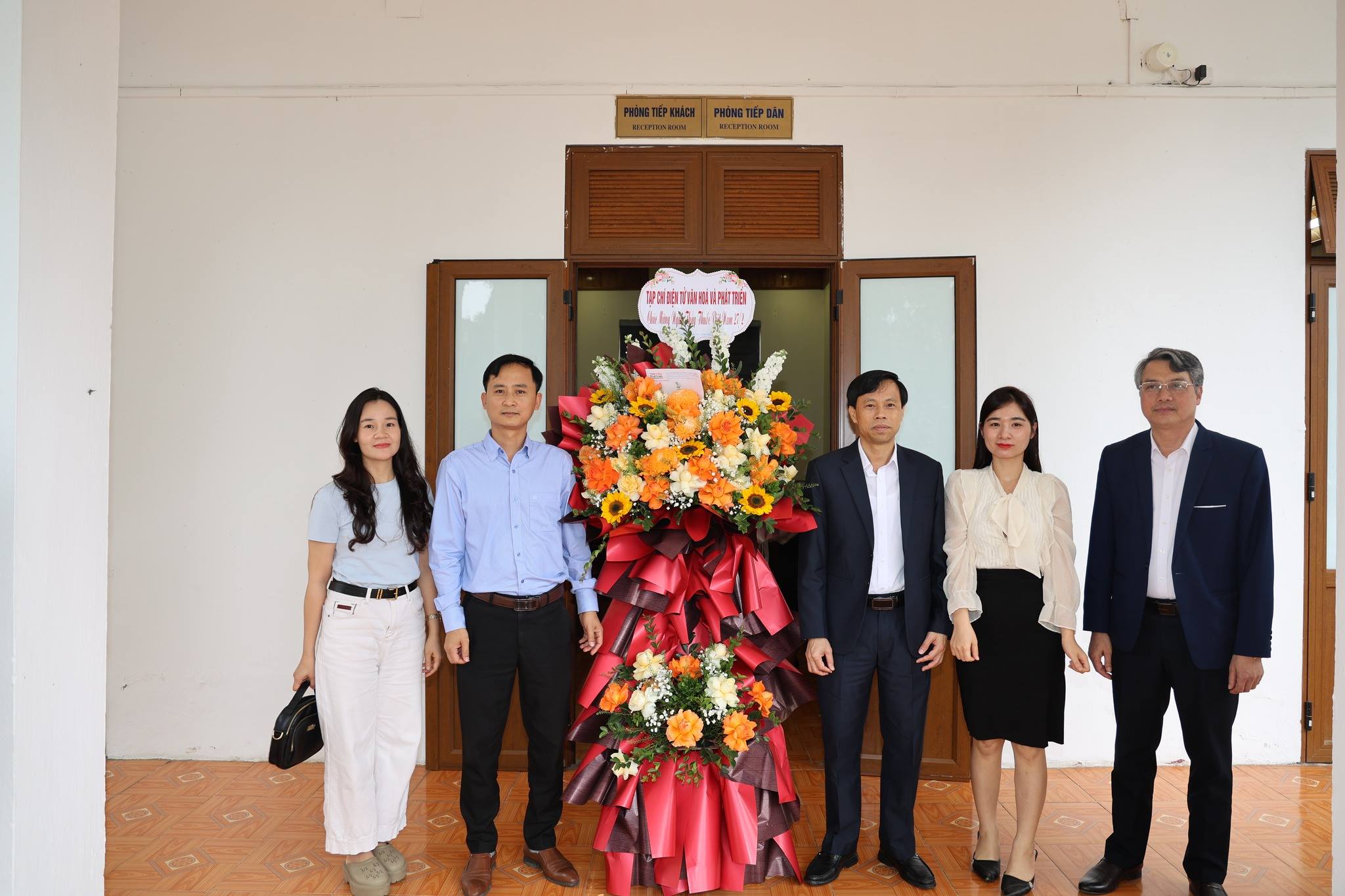 Thư của Bộ trưởng Bộ Y tế gửi cán bộ ngành Y tế nhân Kỷ niệm 71 năm Ngày Thầy thuốc Việt Nam