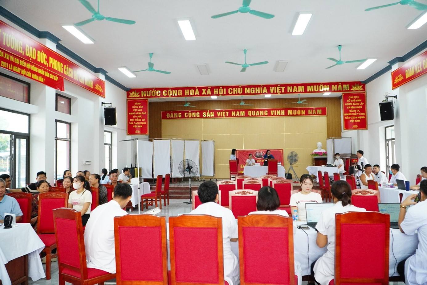 TRUNG TÂM Y TẾ KHU VỰC TAM ĐẢO TRIỂN KHAI KHÁM SỨC KHỎE ĐỊNH KỲ, SÀNG LỌC MIỄN PHÍ CHO NGƯỜI DÂN XÃ ĐẠI ĐÌNH NĂM 2026.