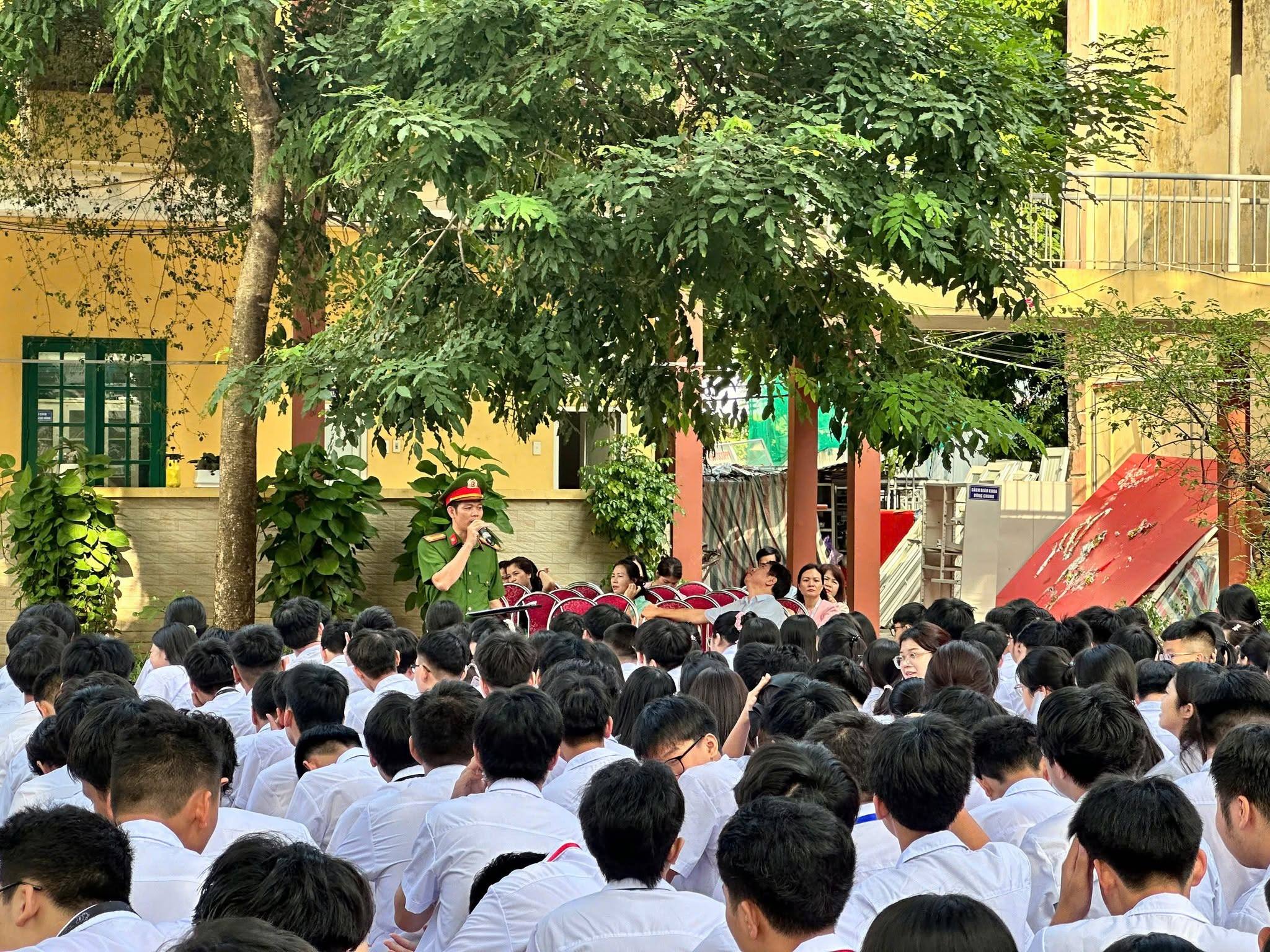 anh tin bai