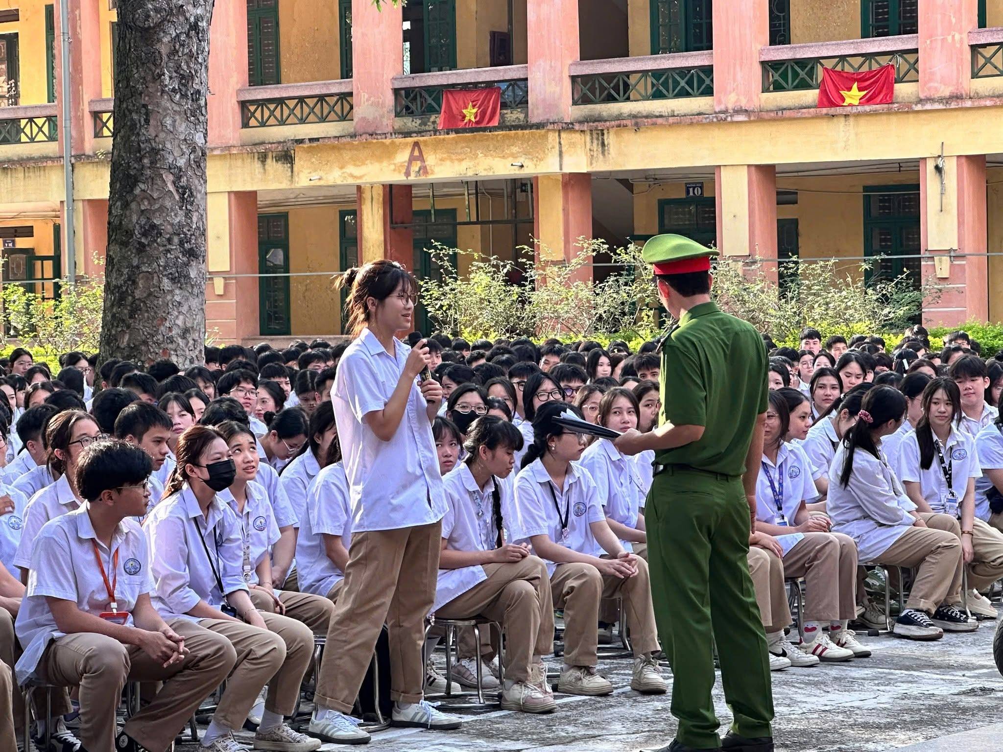 anh tin bai