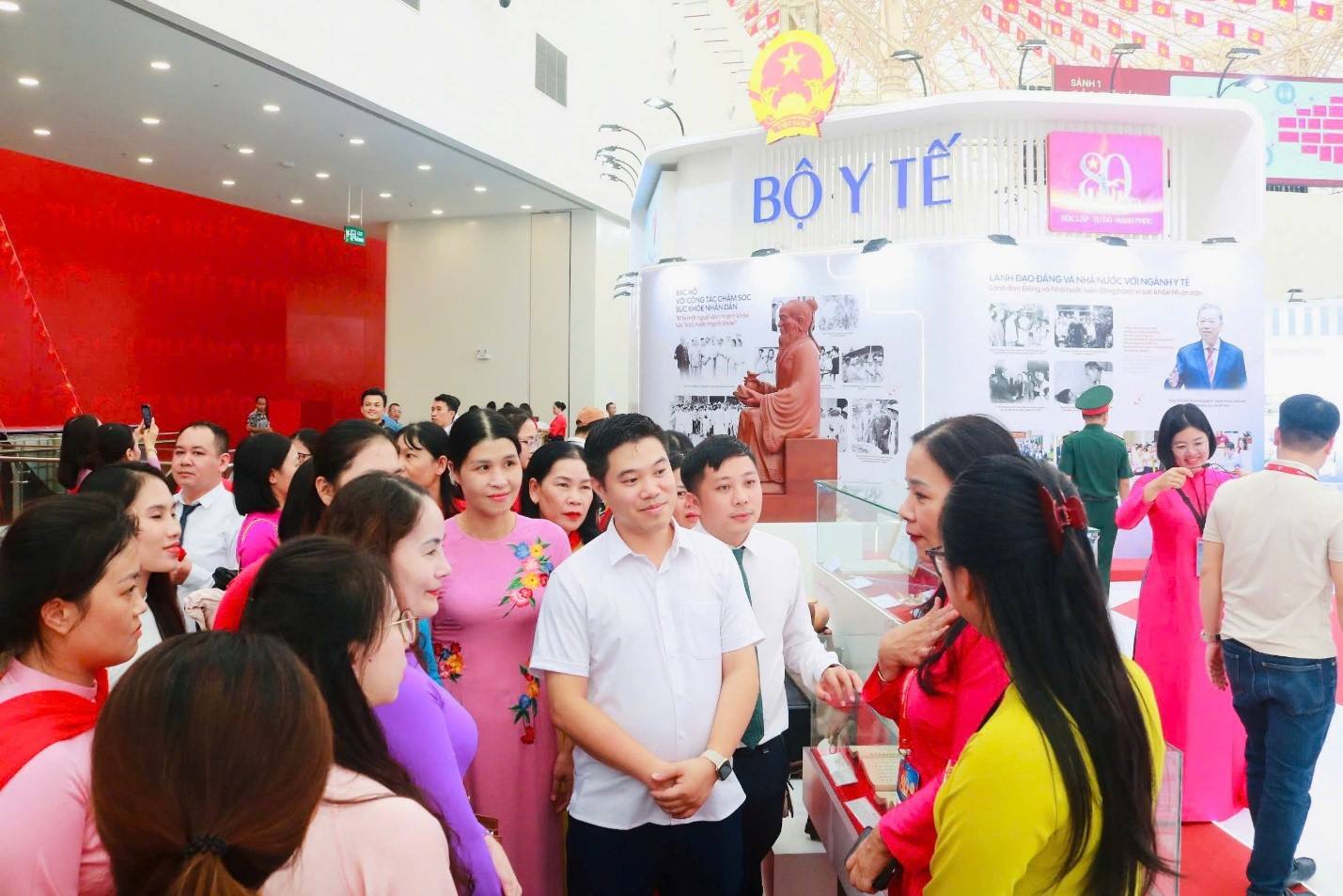 anh tin bai
