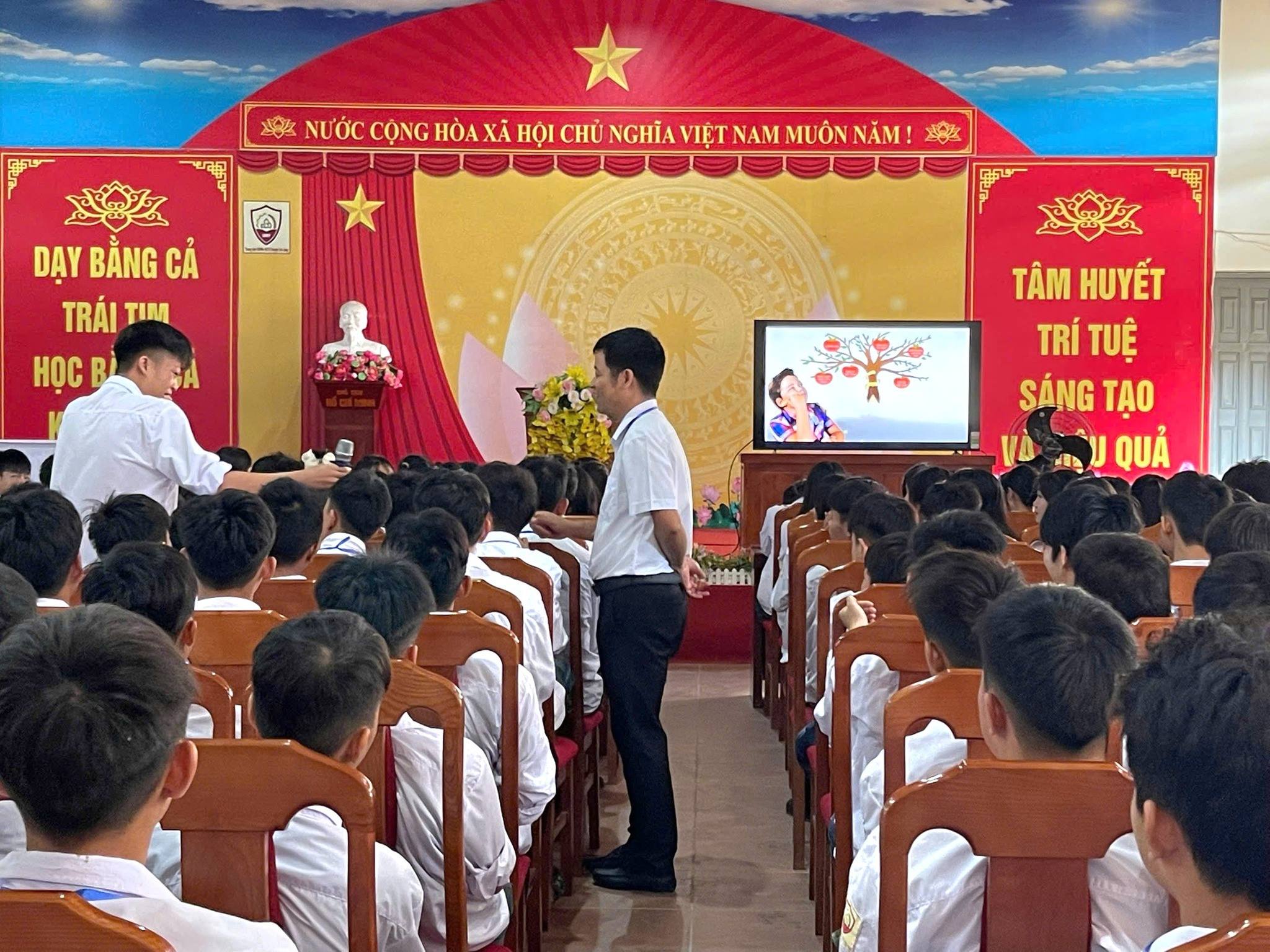 anh tin bai