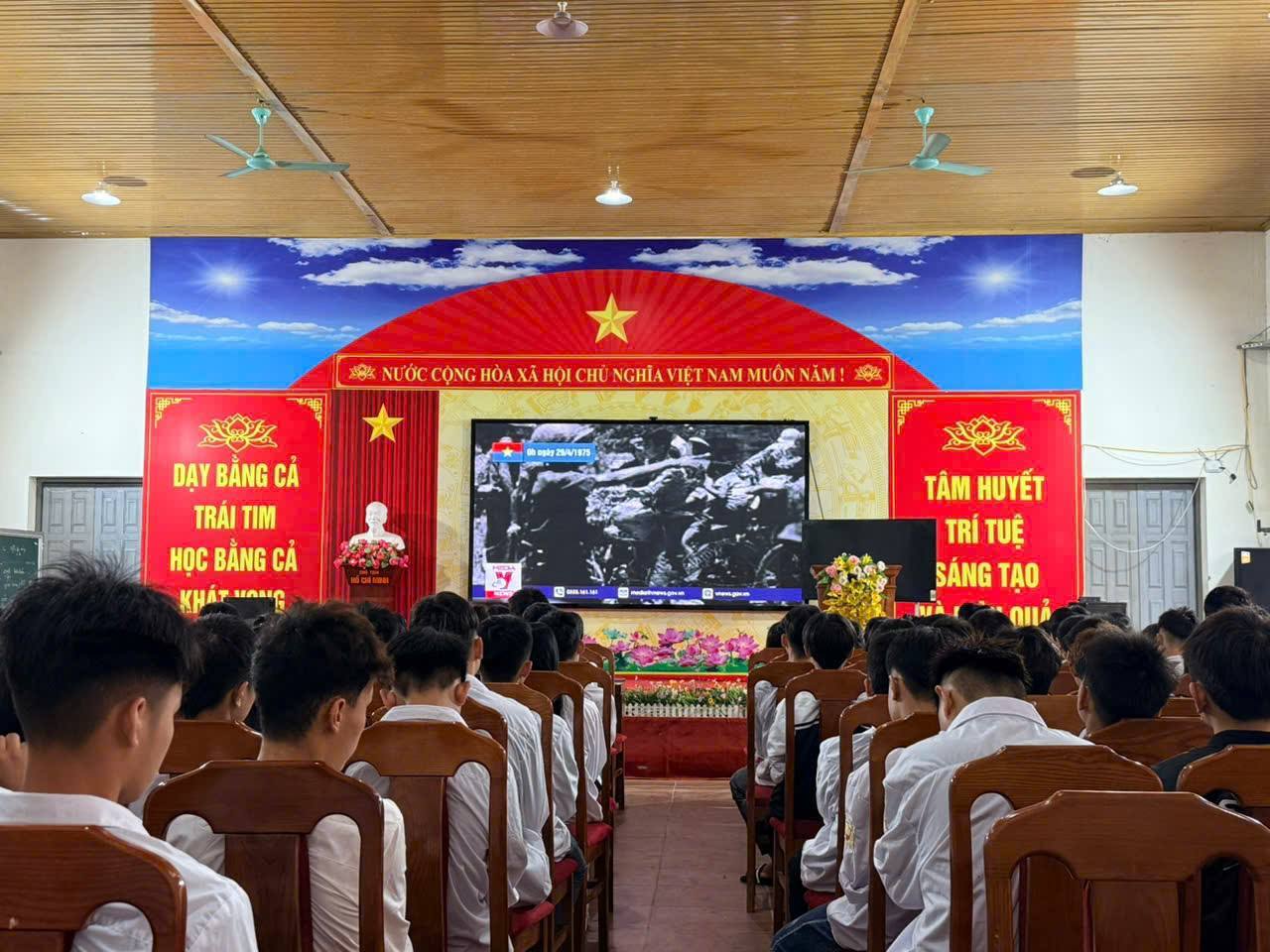 anh tin bai