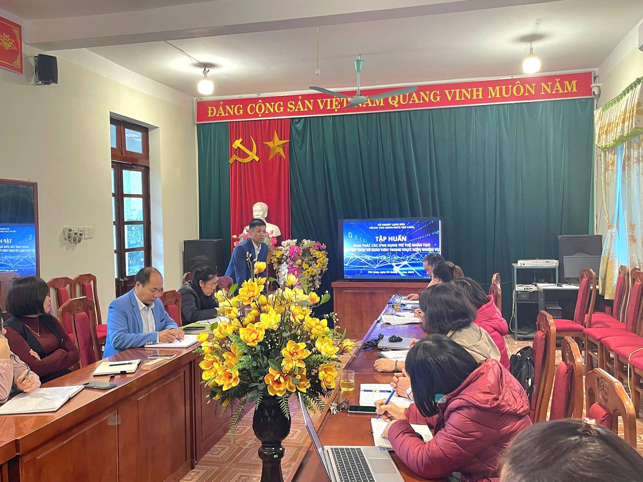 SINH HOẠT CHUYÊN ĐỀ