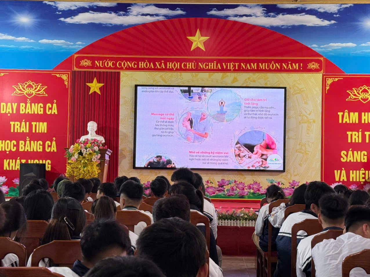 anh tin bai