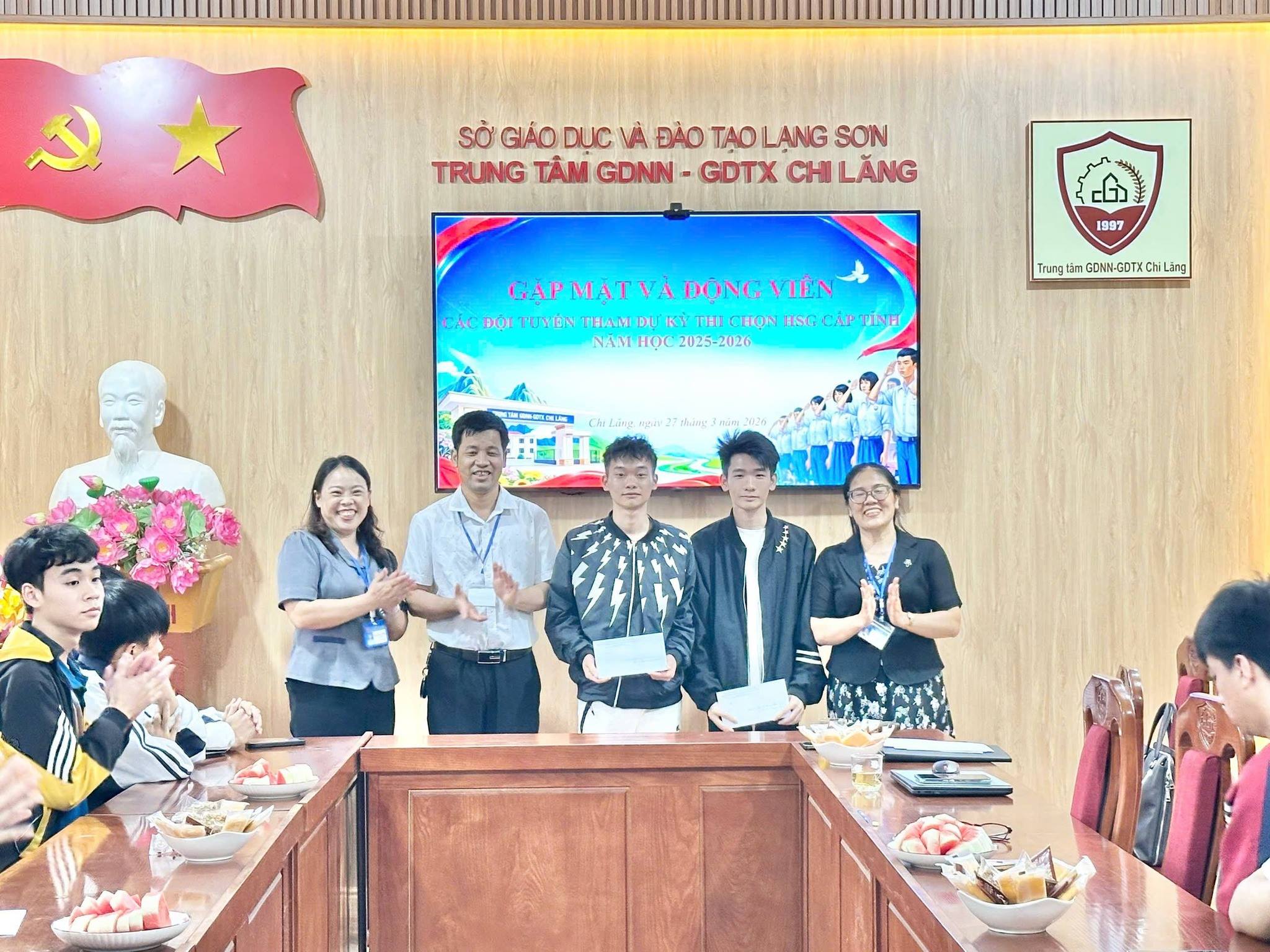 anh tin bai
