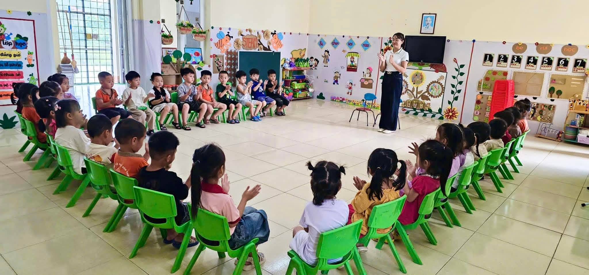 Trường Mầm non Sơn Thủy với niềm vui ngày tựu trường