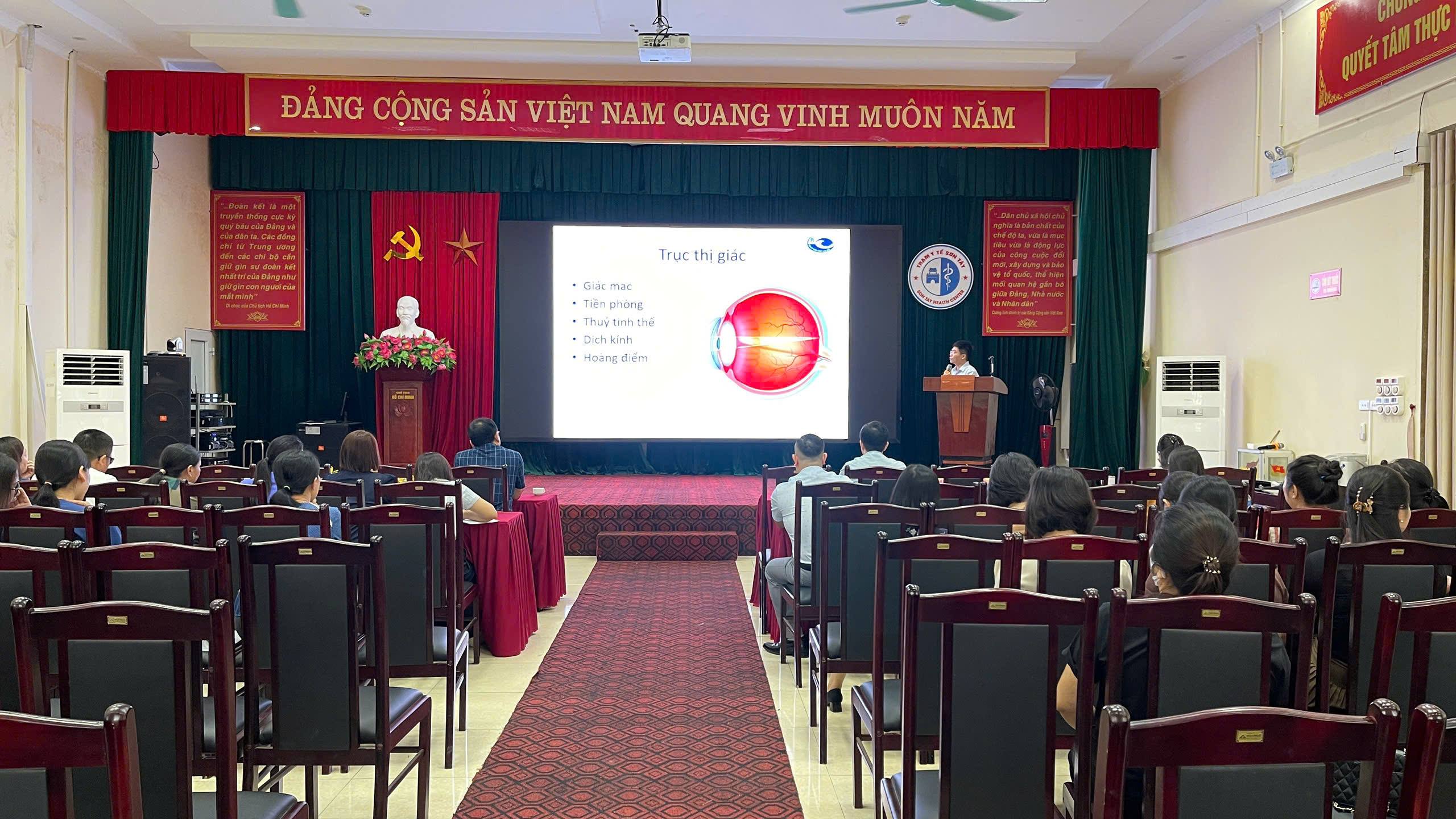 Nâng cao năng lực chuyên môn cho cán bộ y tế cơ sở trong công tác chăm sóc mắt tại cộng đồng