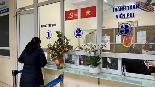 Người dân thuận lợi đăng ký khám chữa bệnh sử dụng thẻ bảo hiểm y tế tại Phòng khám đa khoa Lê Lợi – Trạm y tế Phường Sơn Tây