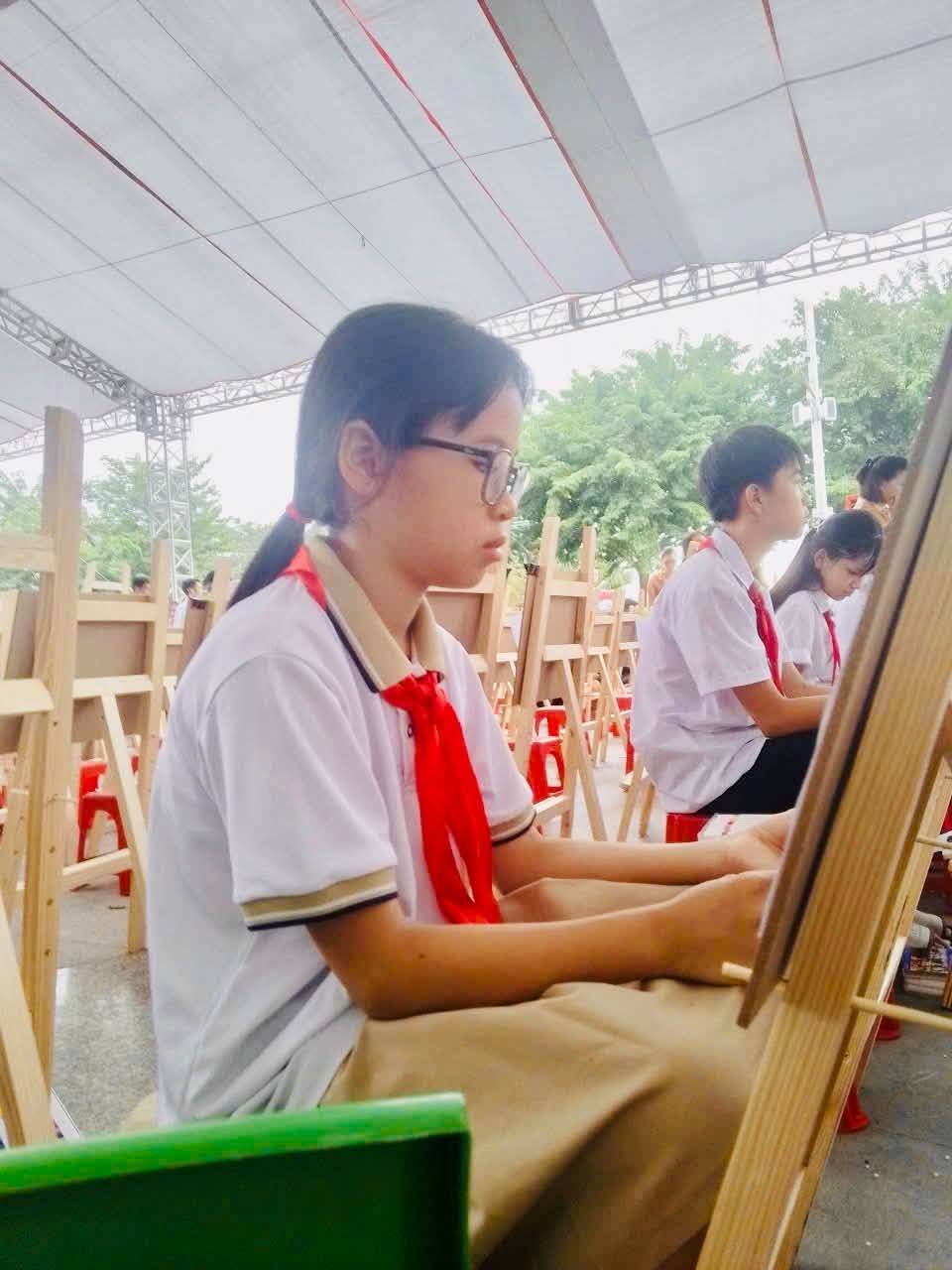 Anh-tin-bai