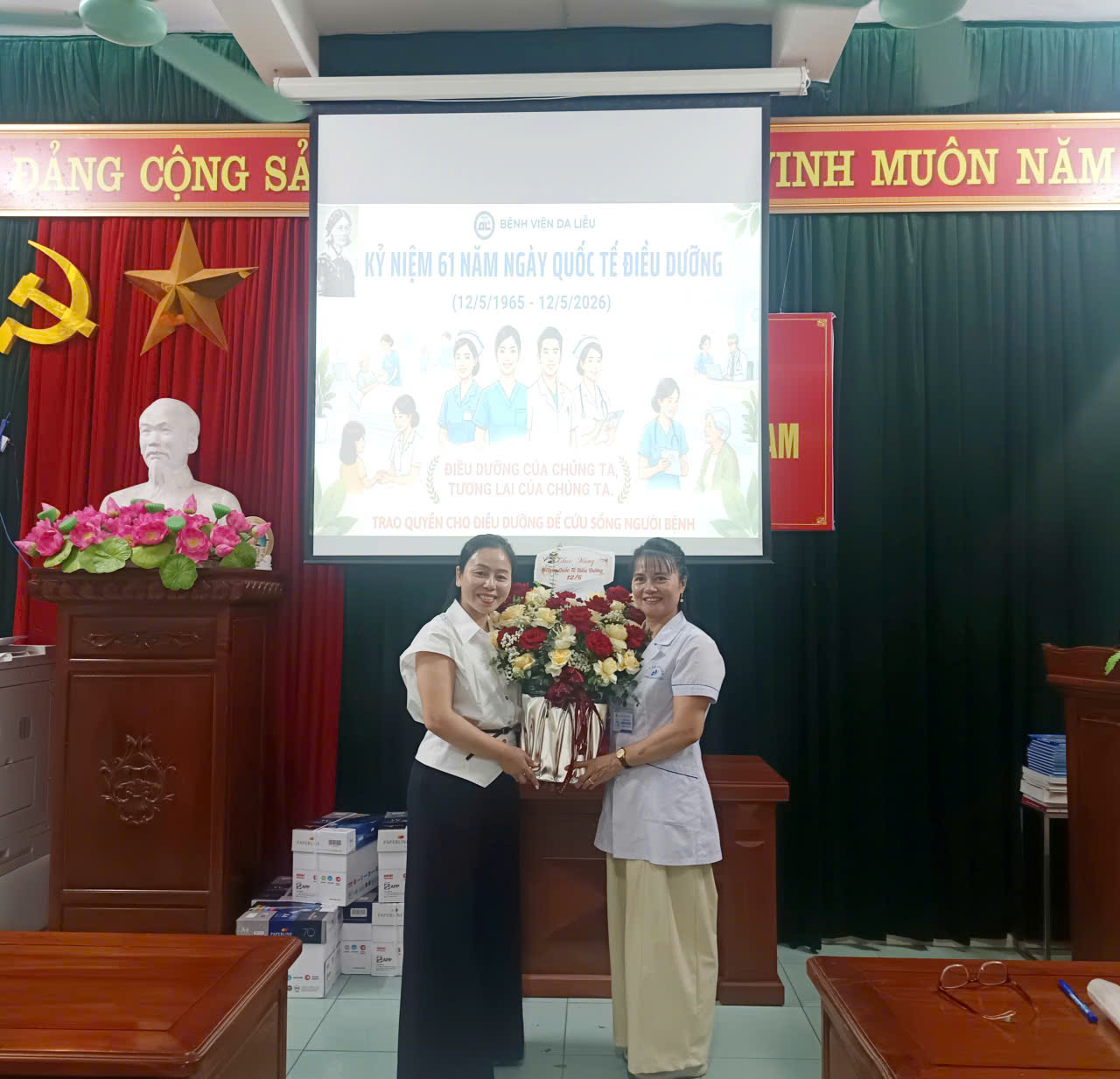 🌿 ĐỔI MỚI GIAO TIẾP ỨNG XỬ– HƯỚNG TỚI SỰ HÀI LÒNG   CỦA NGƯỜI BỆNH, KHÁCH HÀNG  CHÀO MỪNG NGÀY QUỐC TẾ ĐIỀU DƯỠNG 12/5🌿