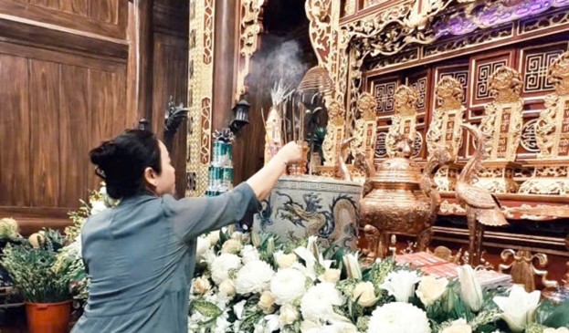Bệnh viện Da liễu tỉnh Hưng Yên  dâng hương tưởng niệm các Anh hùng Liệt sĩ