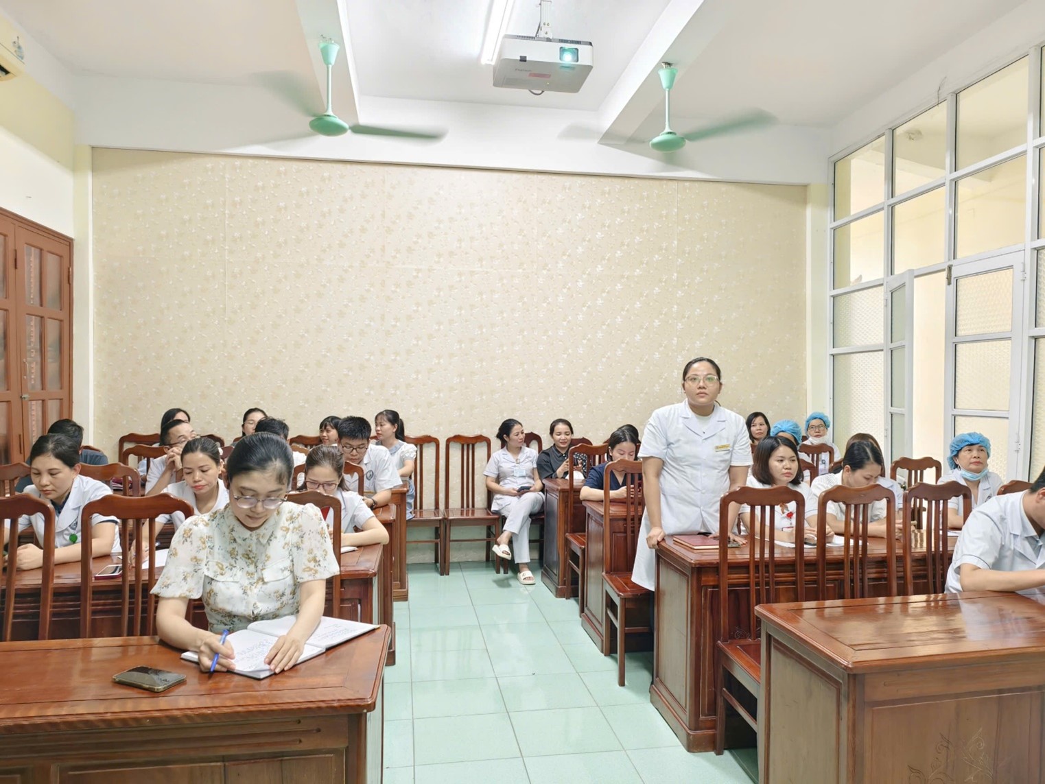 anh tin bai