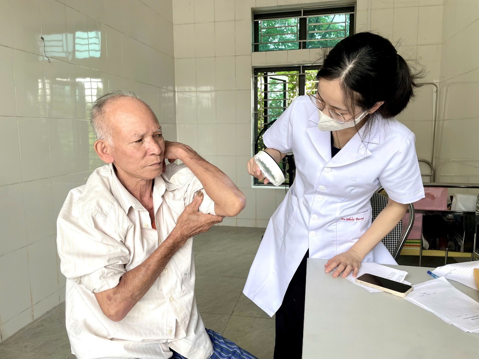 anh tin bai