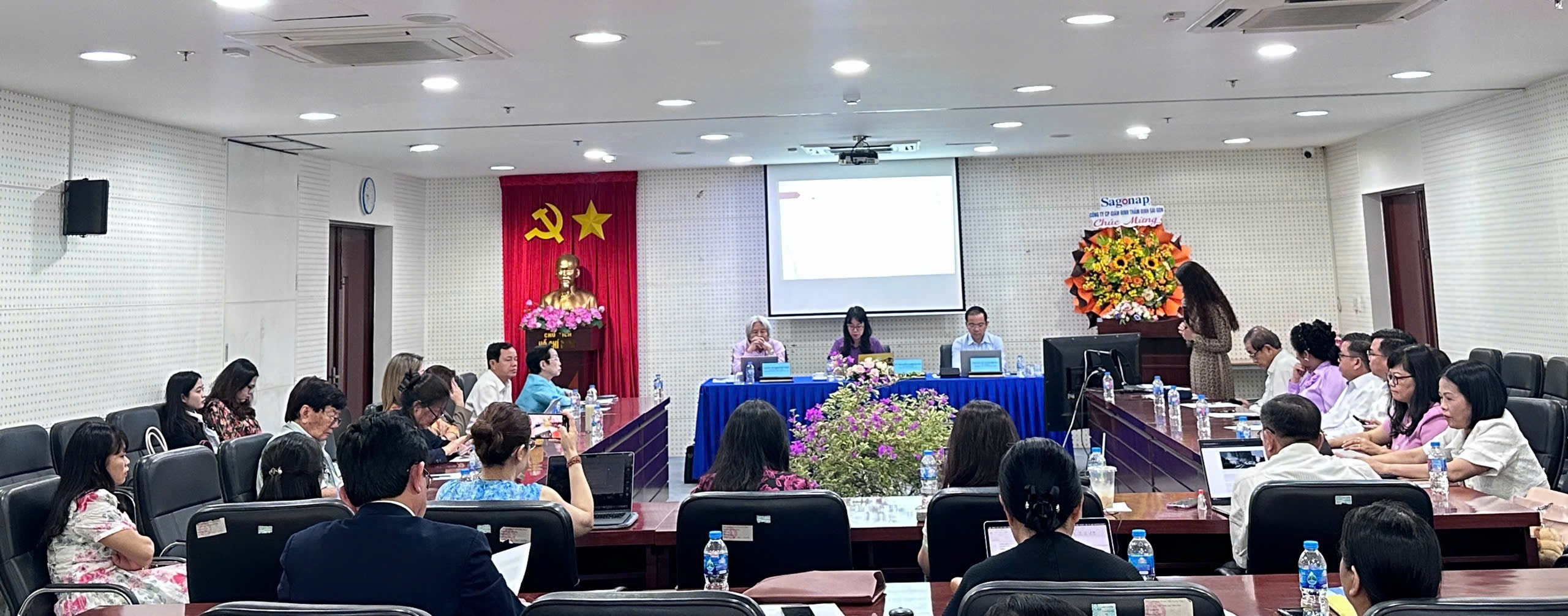 Tọa đàm khoa học "Thực trạng nguồn nhân lực pháp luật và phát huy nguồn nhân lực pháp luật ở Việt Nam hiện nay